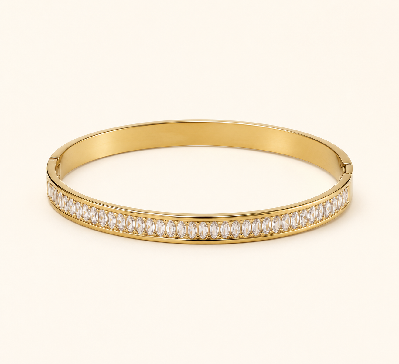 Lumière Shiny Gold Bangle