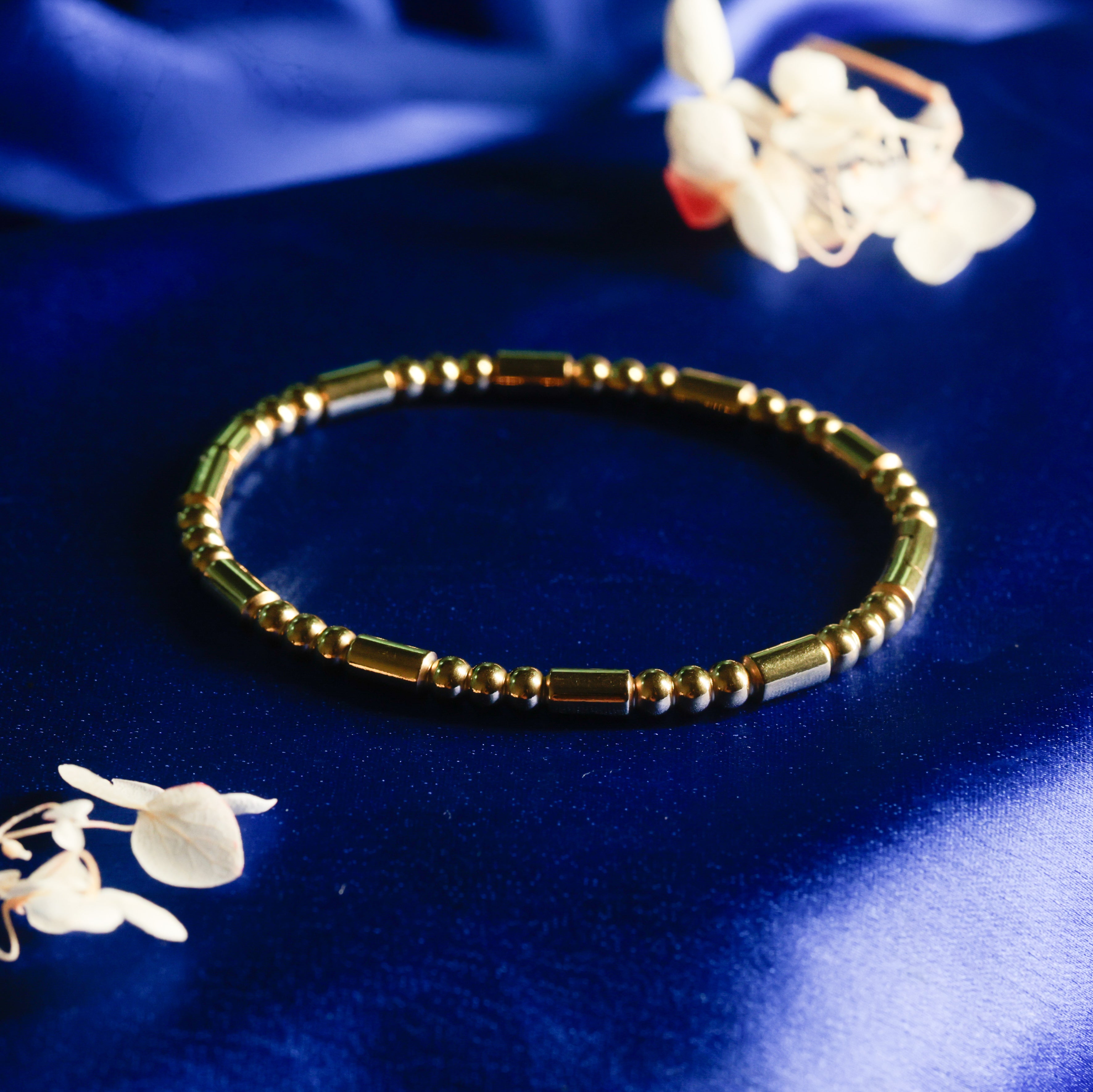 Classic Gold Solid Bangle