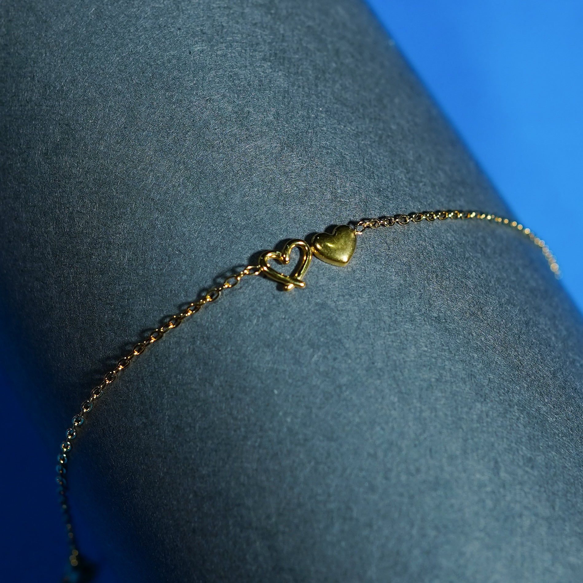 Heart Charm Minimal Bracelet