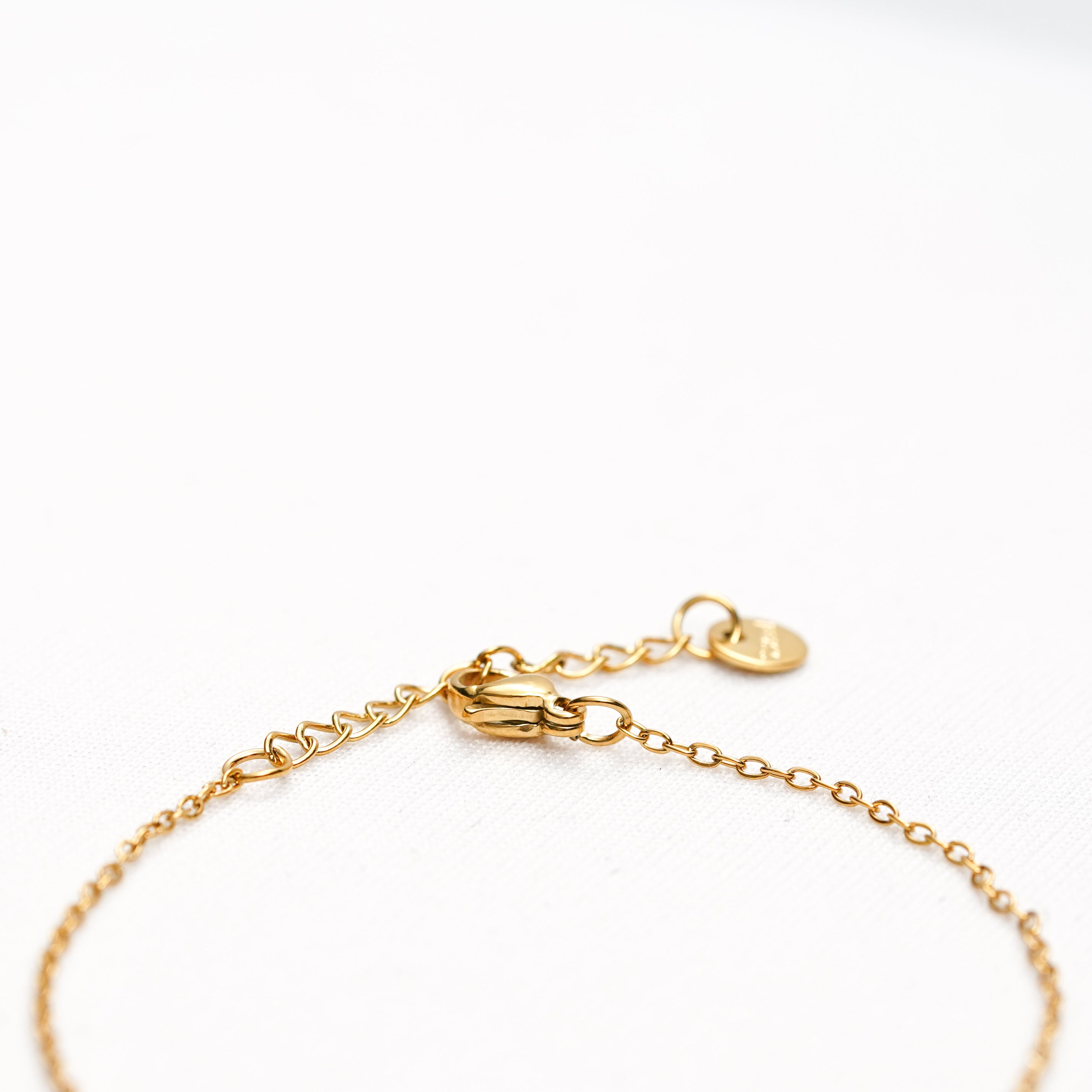 Heart Charm Minimal Bracelet