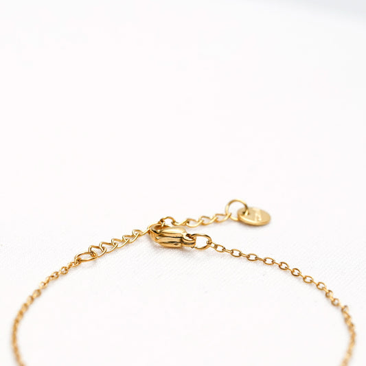 Heart Charm Minimal Bracelet