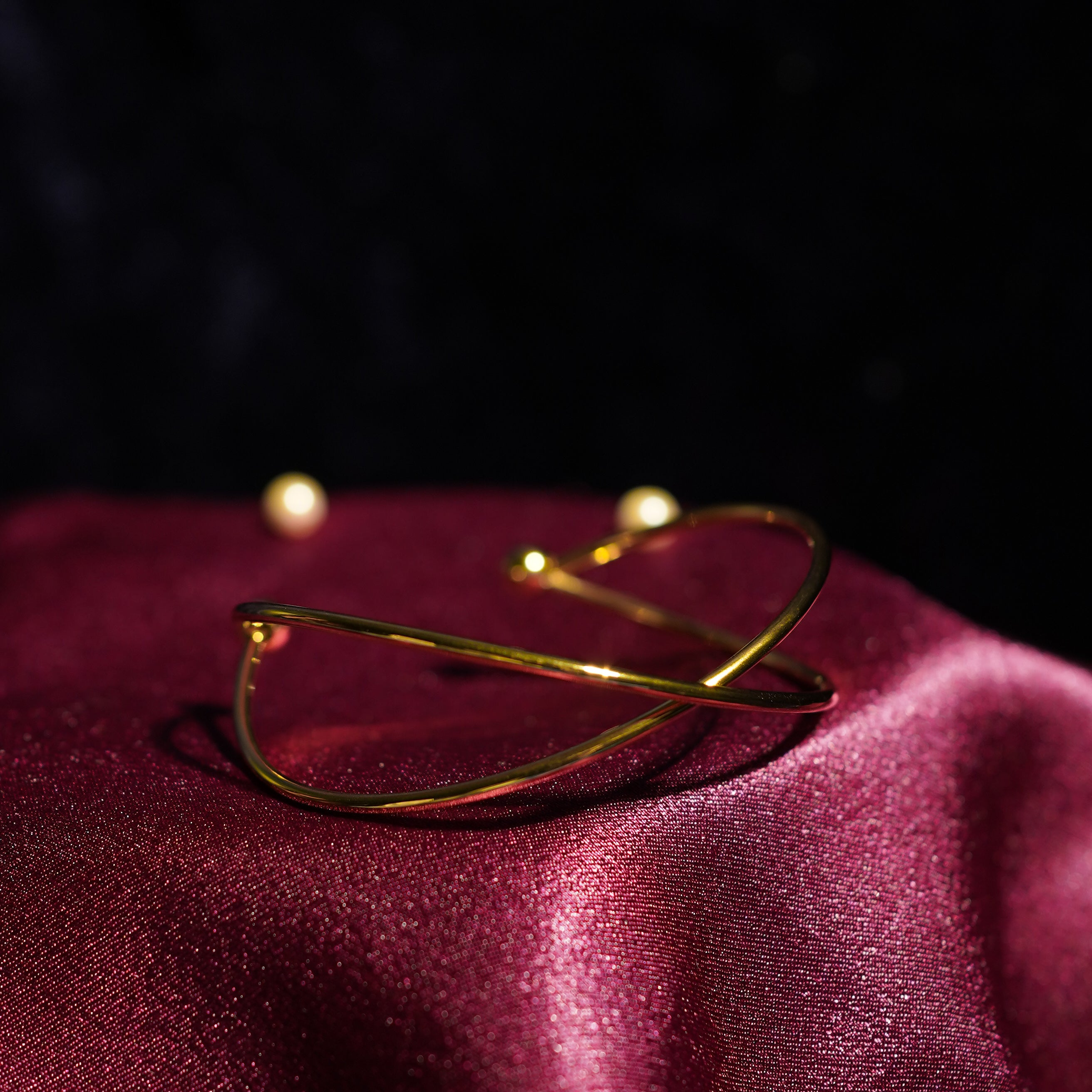 Versatile Line Pattern Bracelet