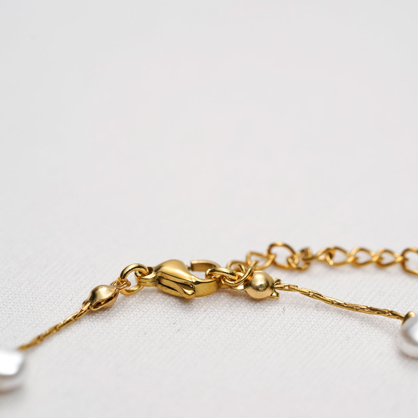 Luna Pearl Bracelet