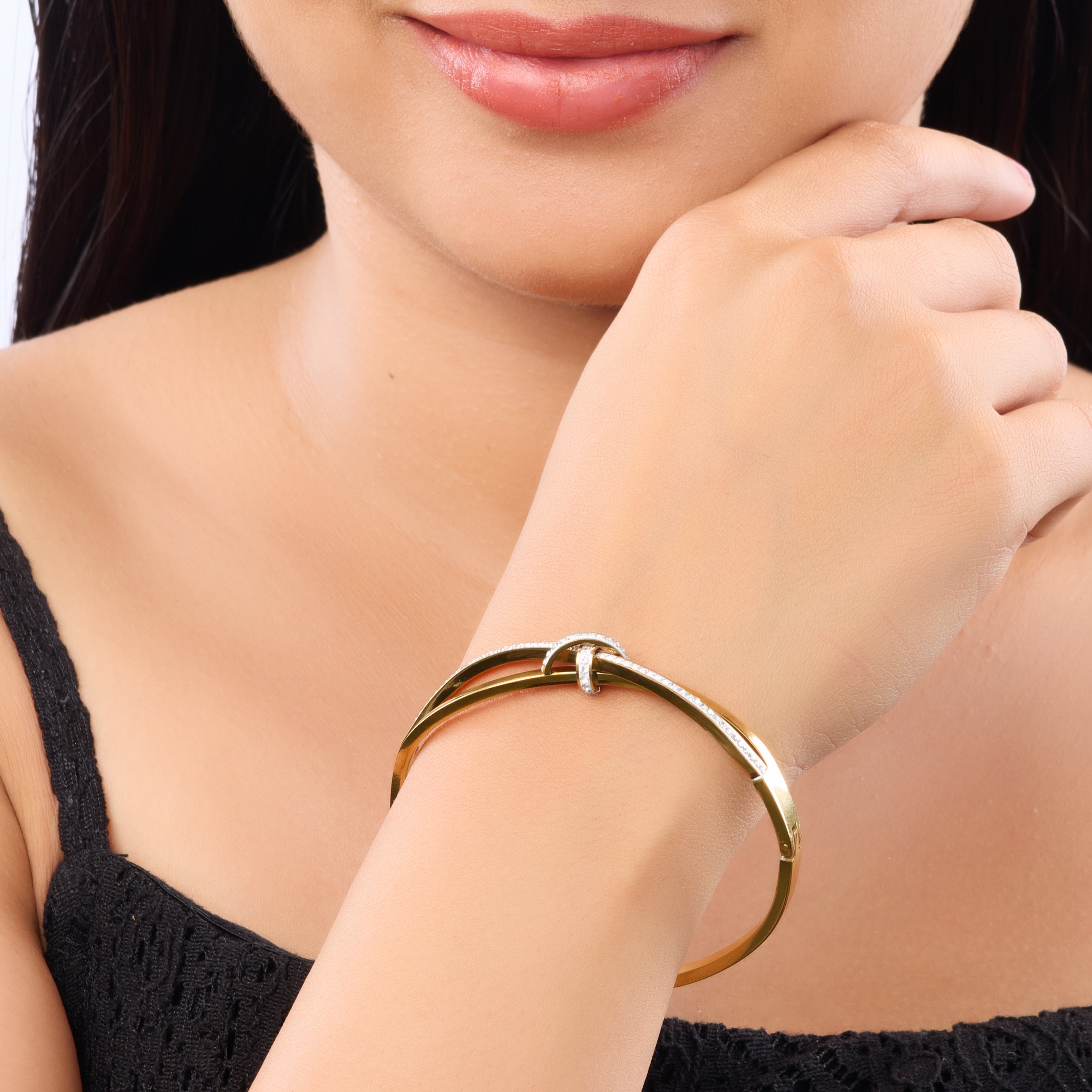 Radiant Sparkle Openable Bangle