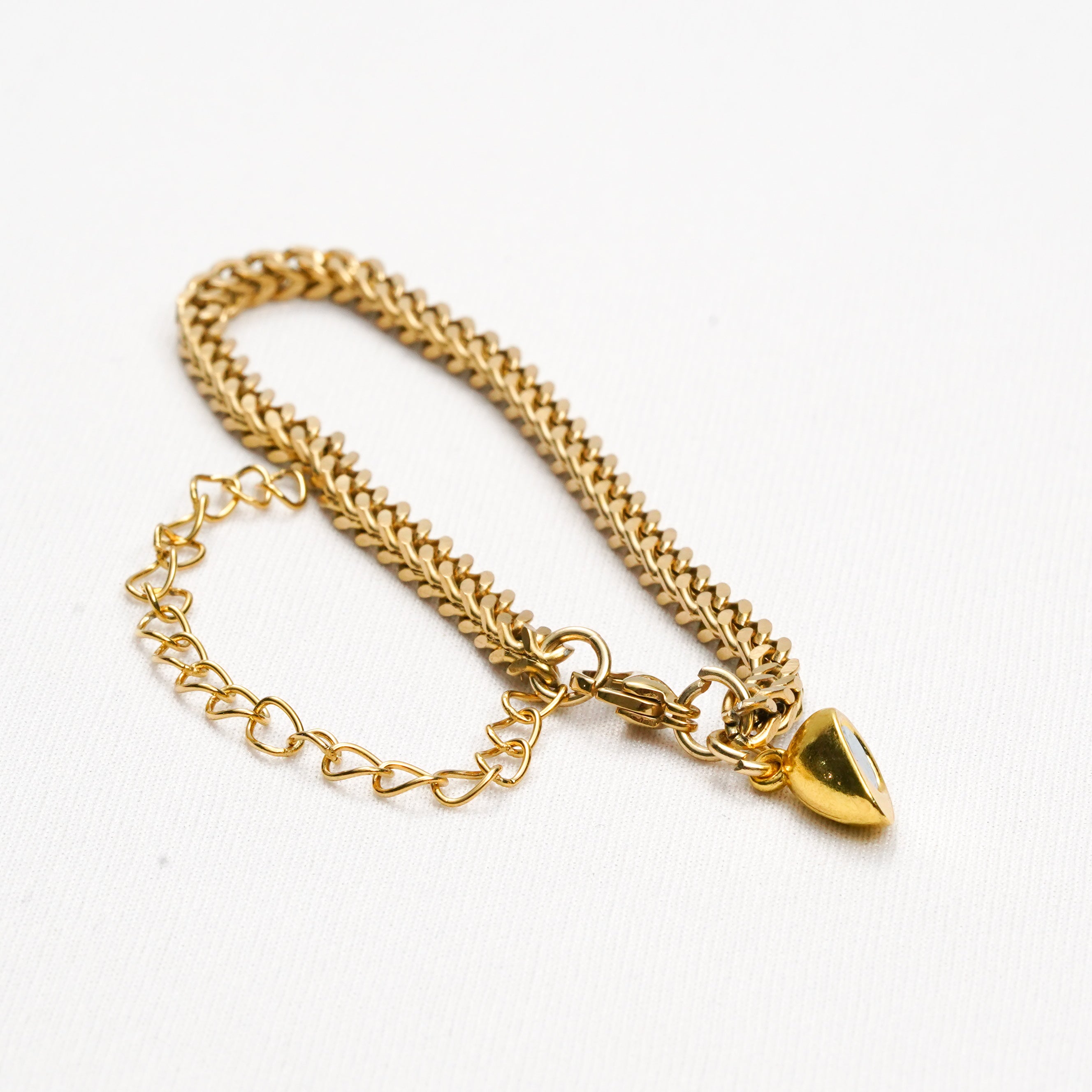 AURELIA UNITY HEART BRACELET