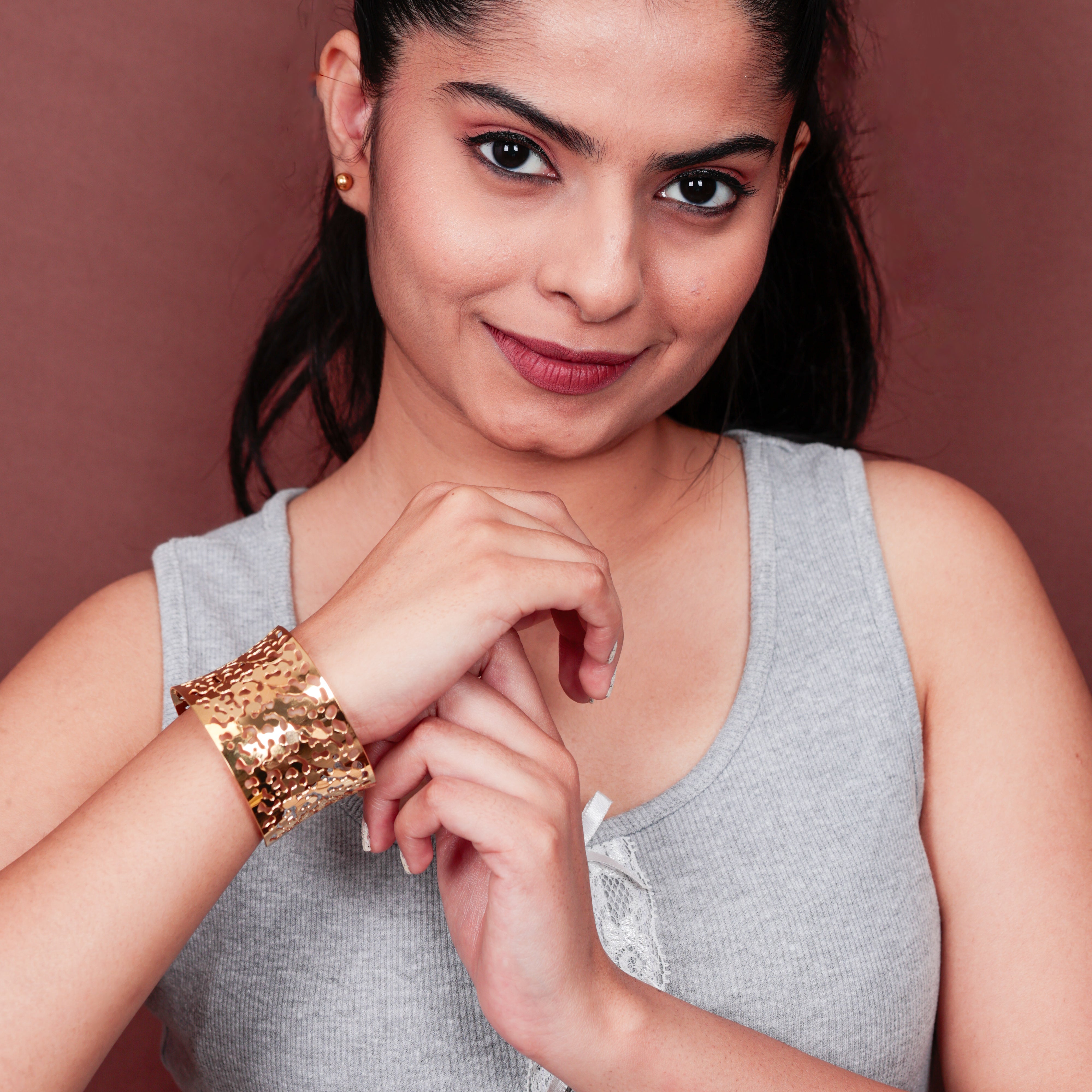Elixa Royale Cutwork Bangle