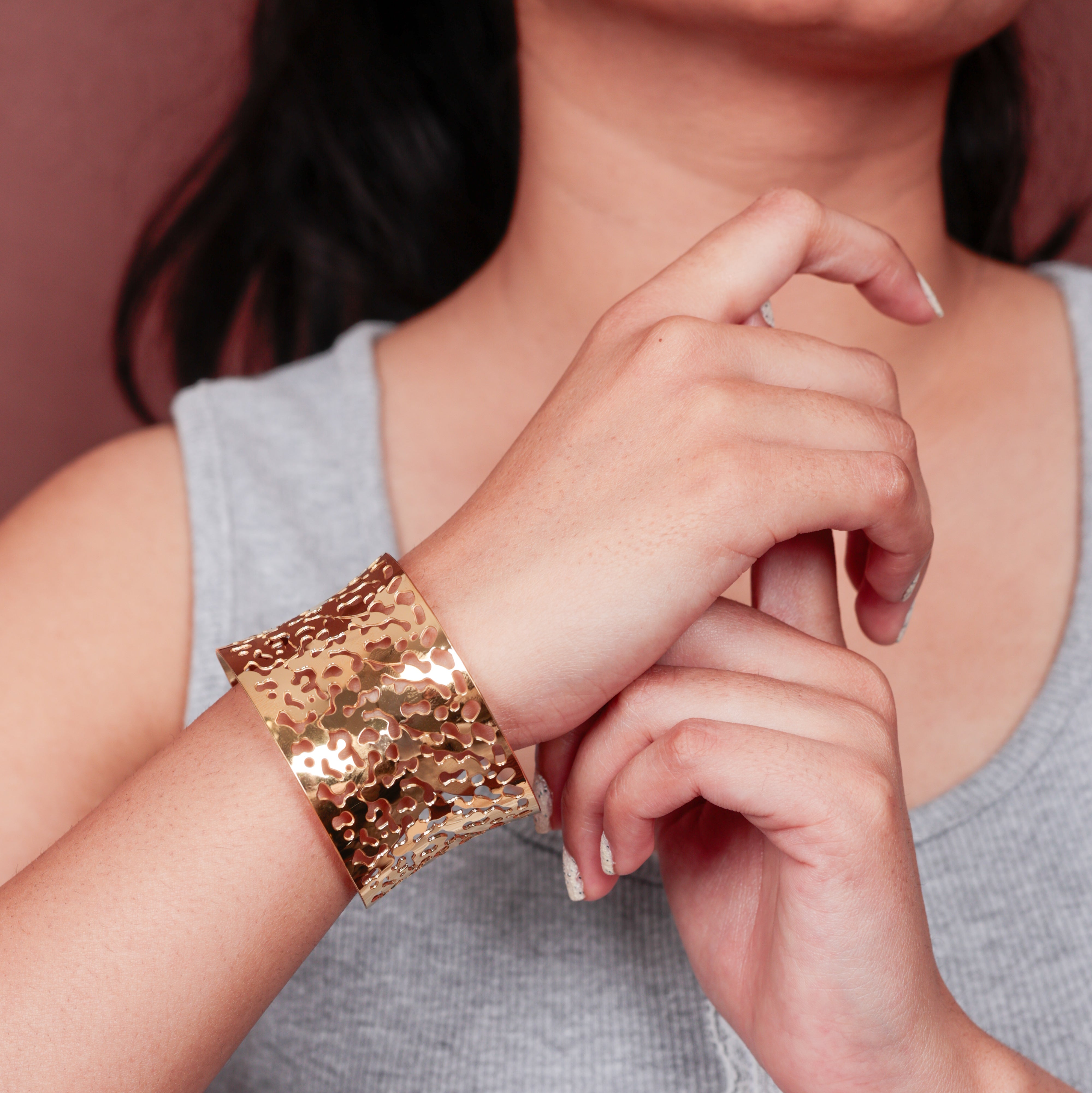 Elixa Royale Cutwork Bangle