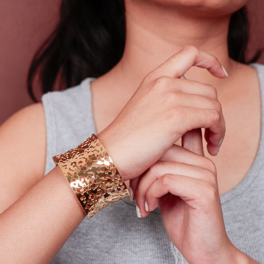 Elixa Royale Cutwork Bangle