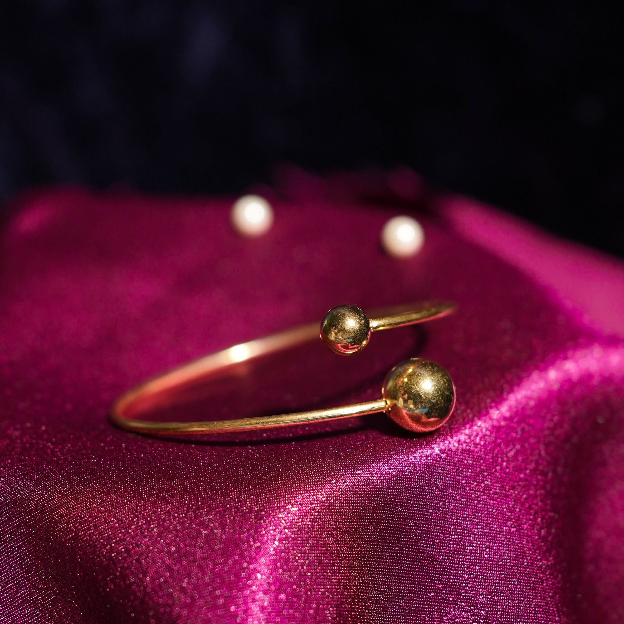 Lustre Beam Architectural Cuff