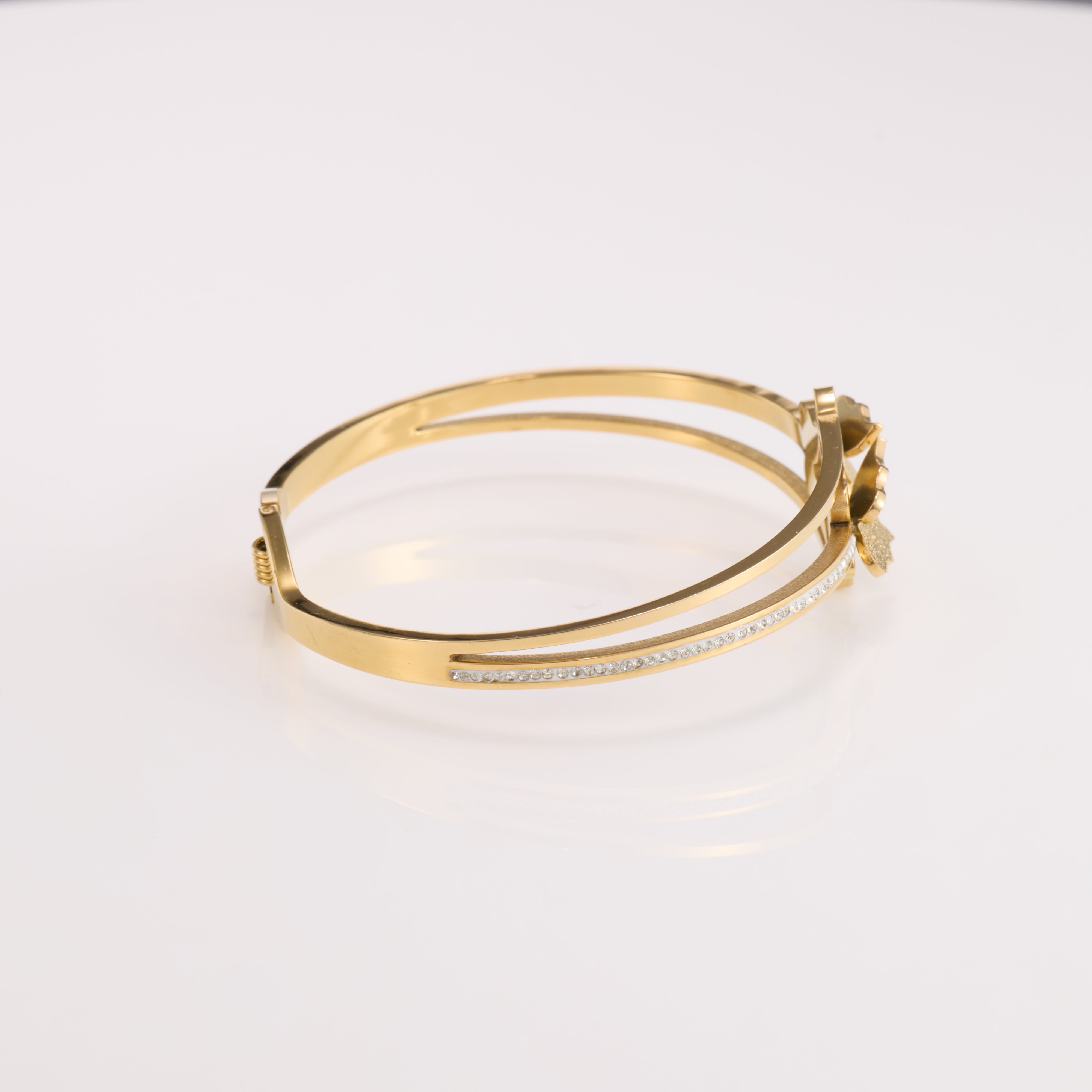 Mariposa Gilded Butterfly Bangle