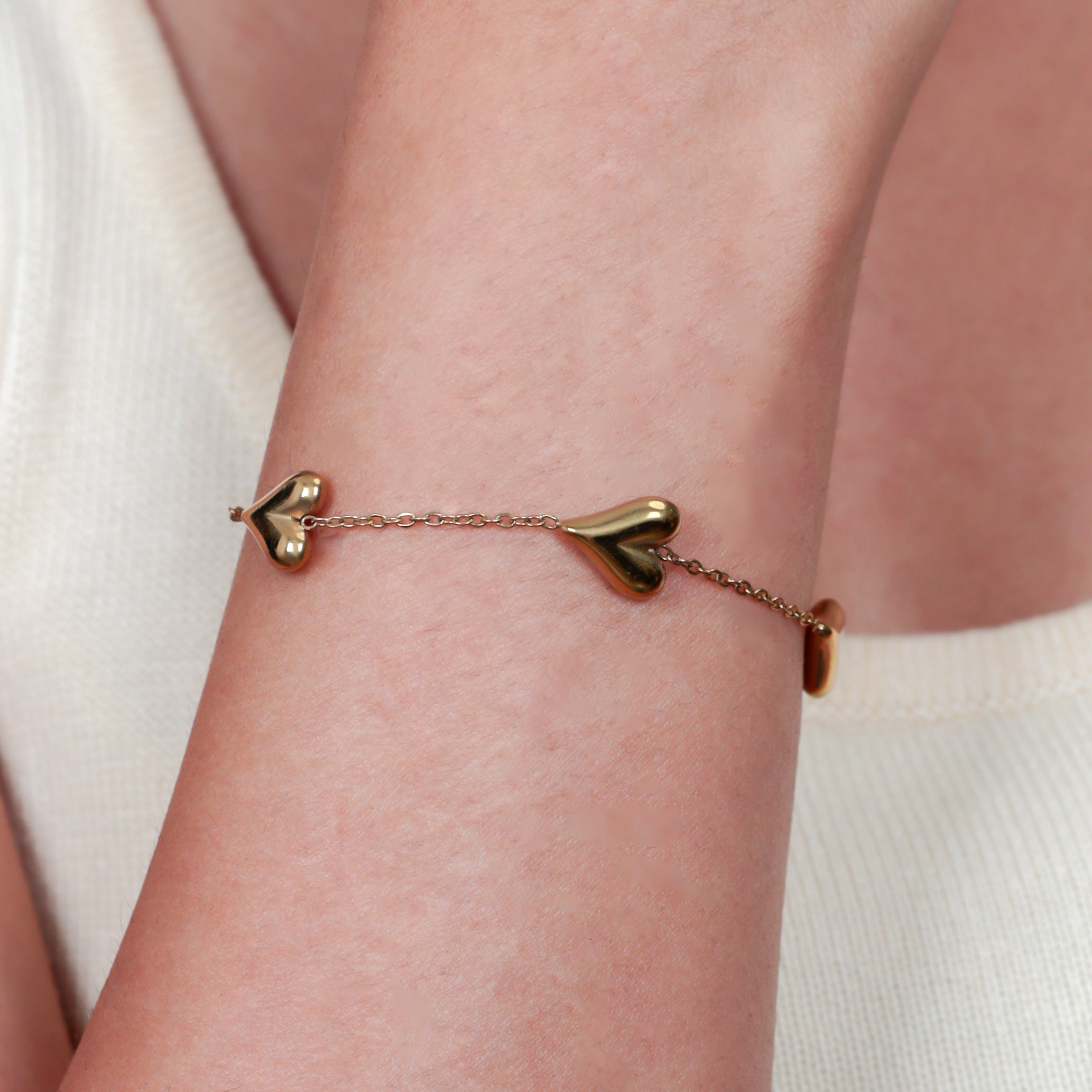 Triple Heart Muse Strand