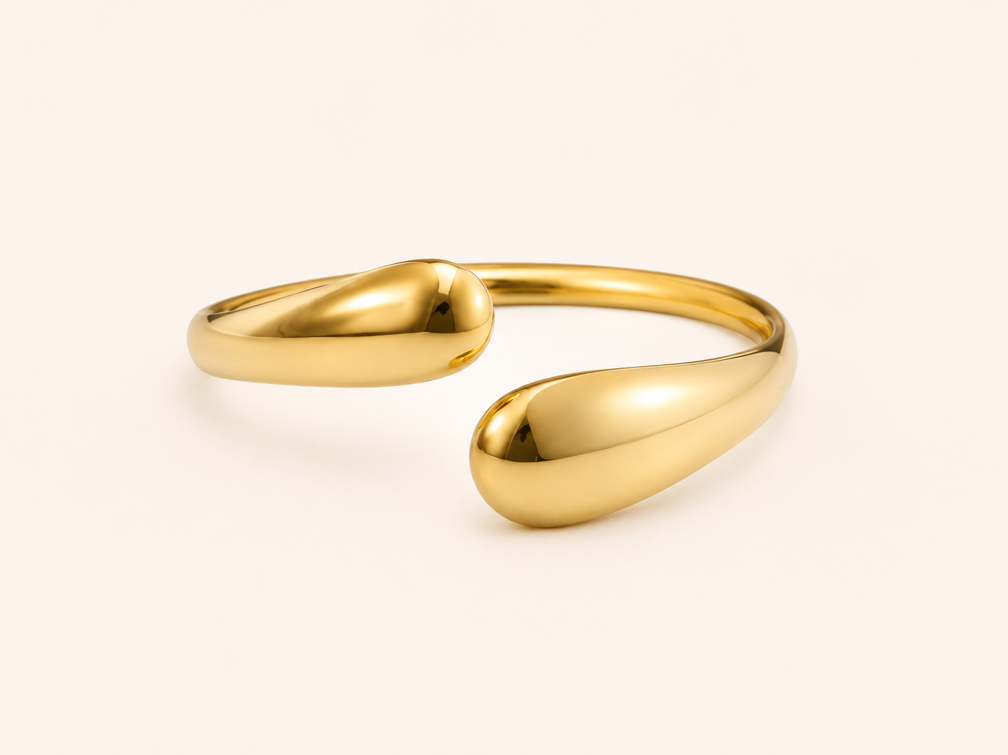 Viscous Aurum Synthesis Bangle
