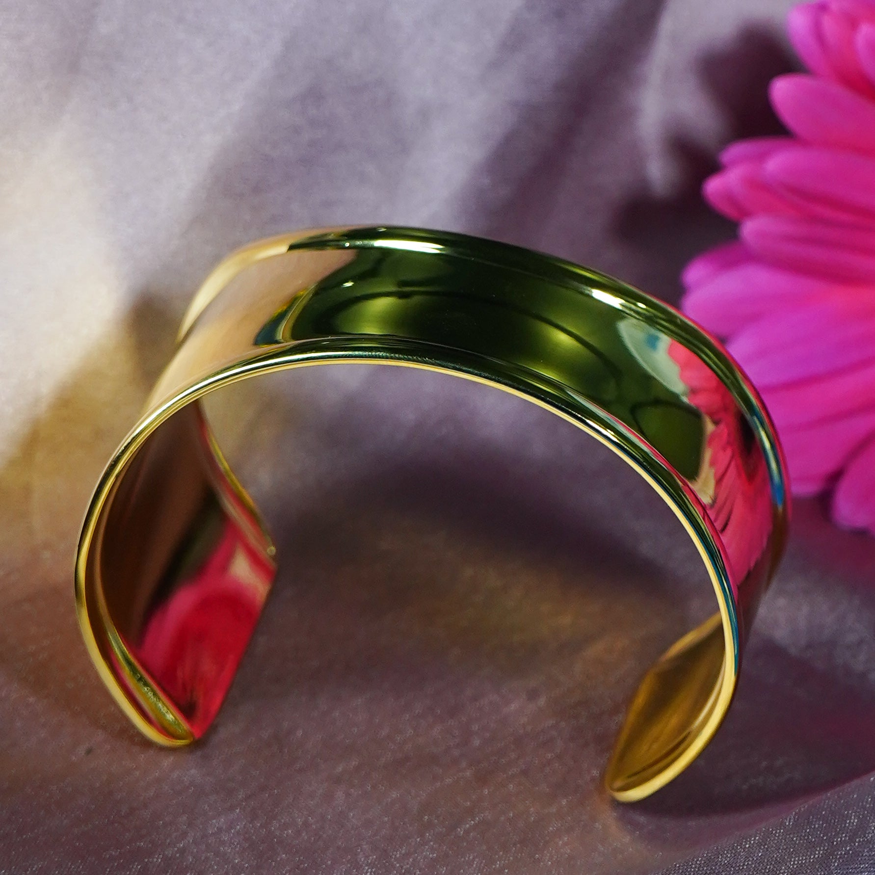 Classic cuff Bangle
