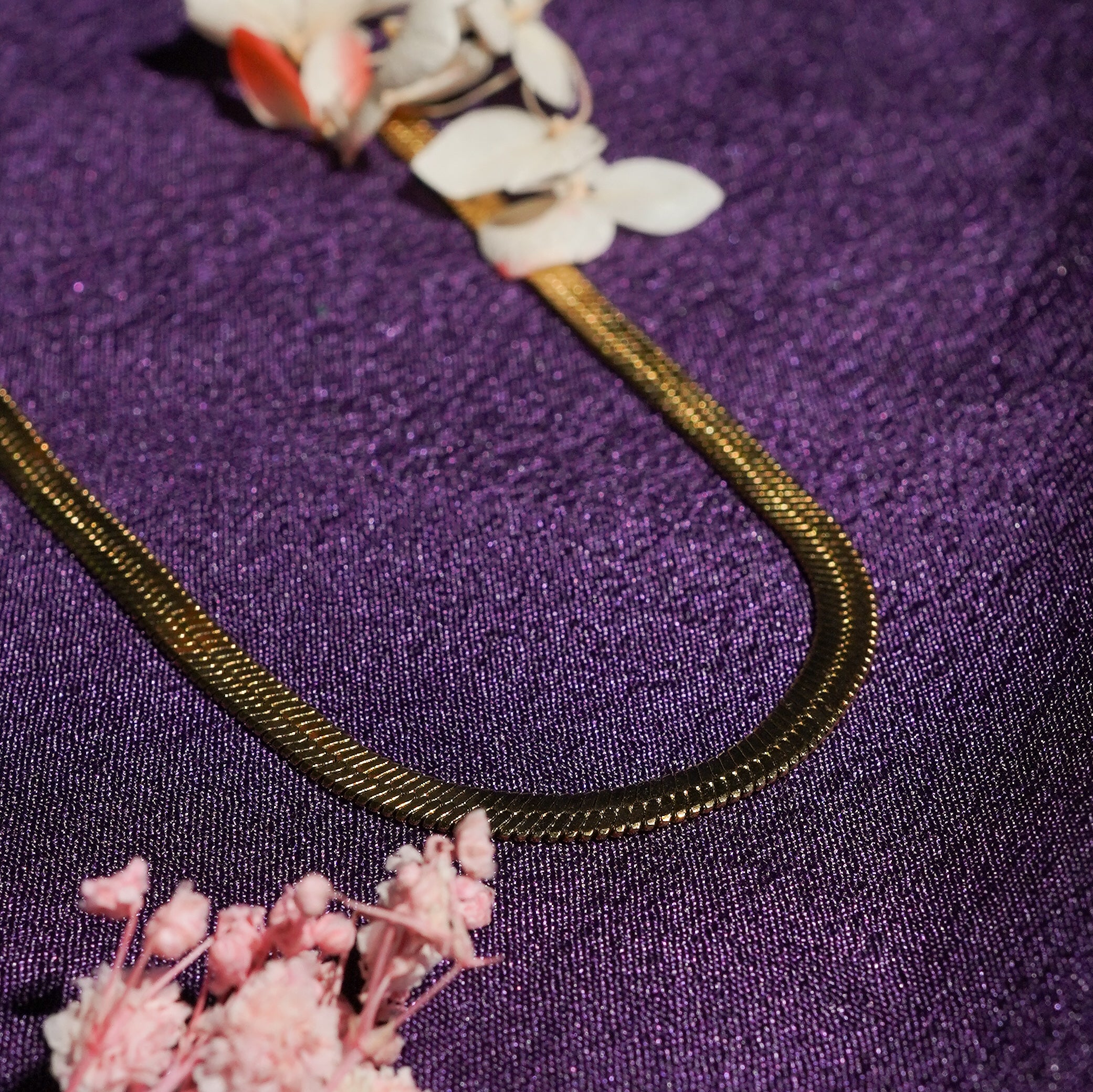 Herringbone Flat Chain Necklace