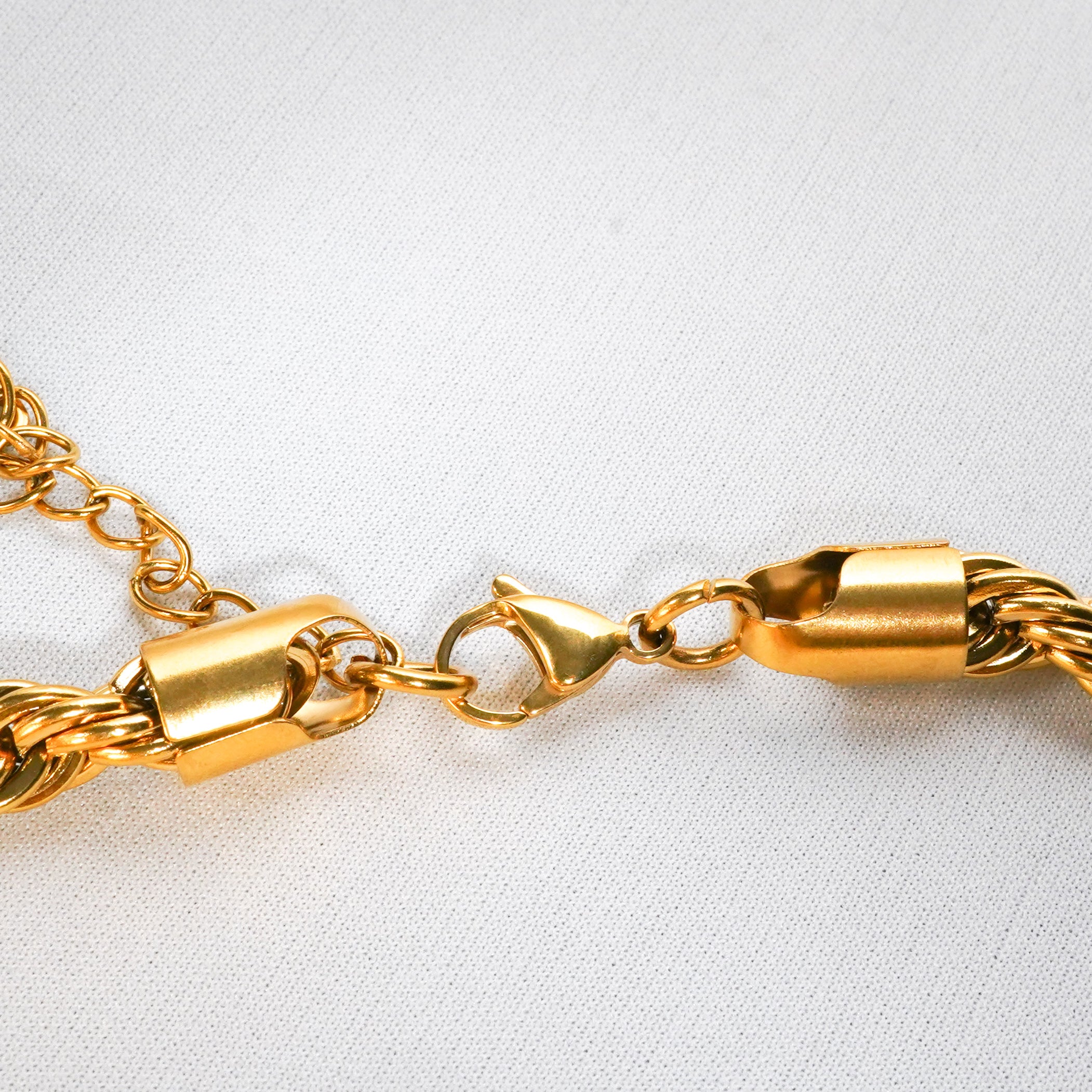 Iconic Twist Chain
