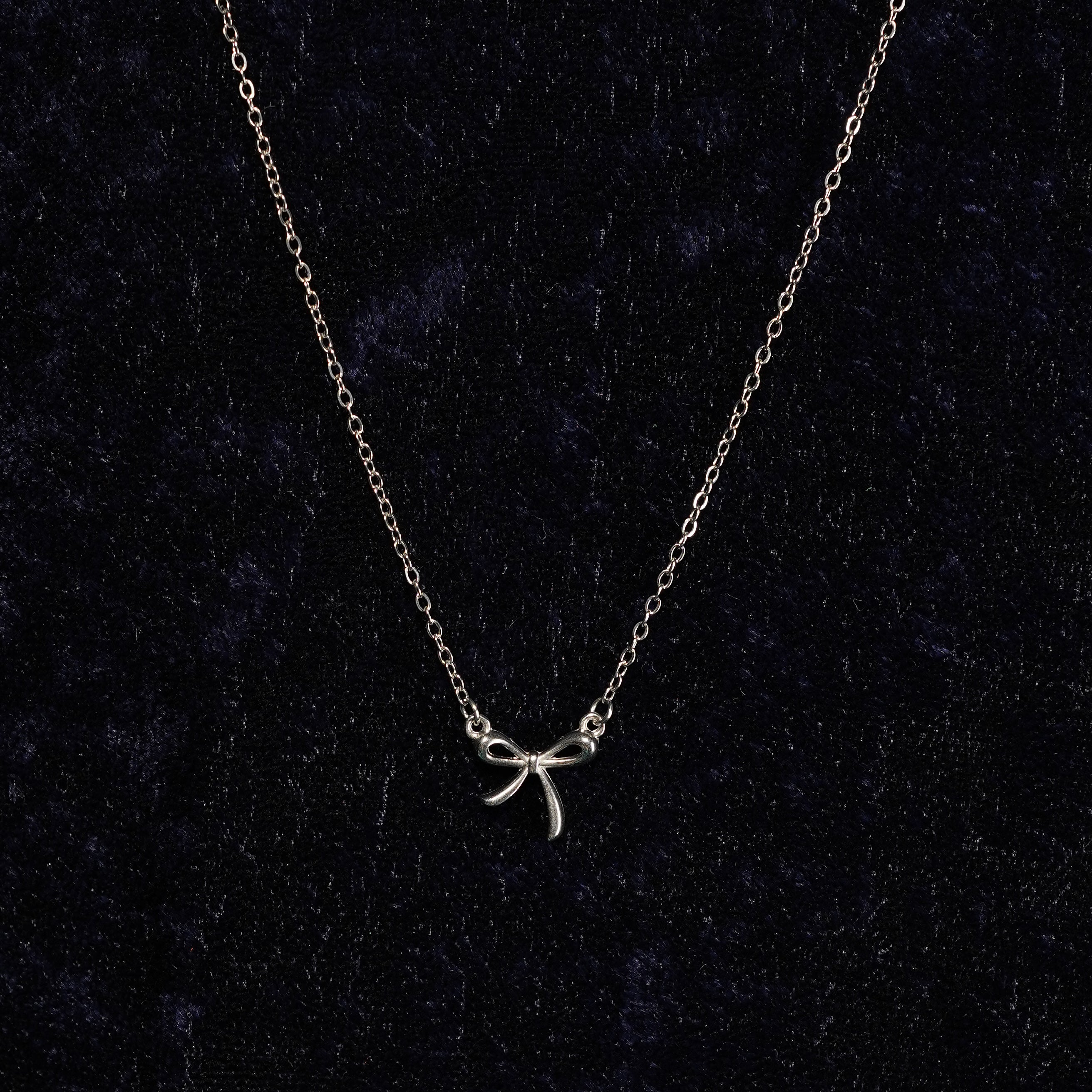 Elara Bow Knot Chain