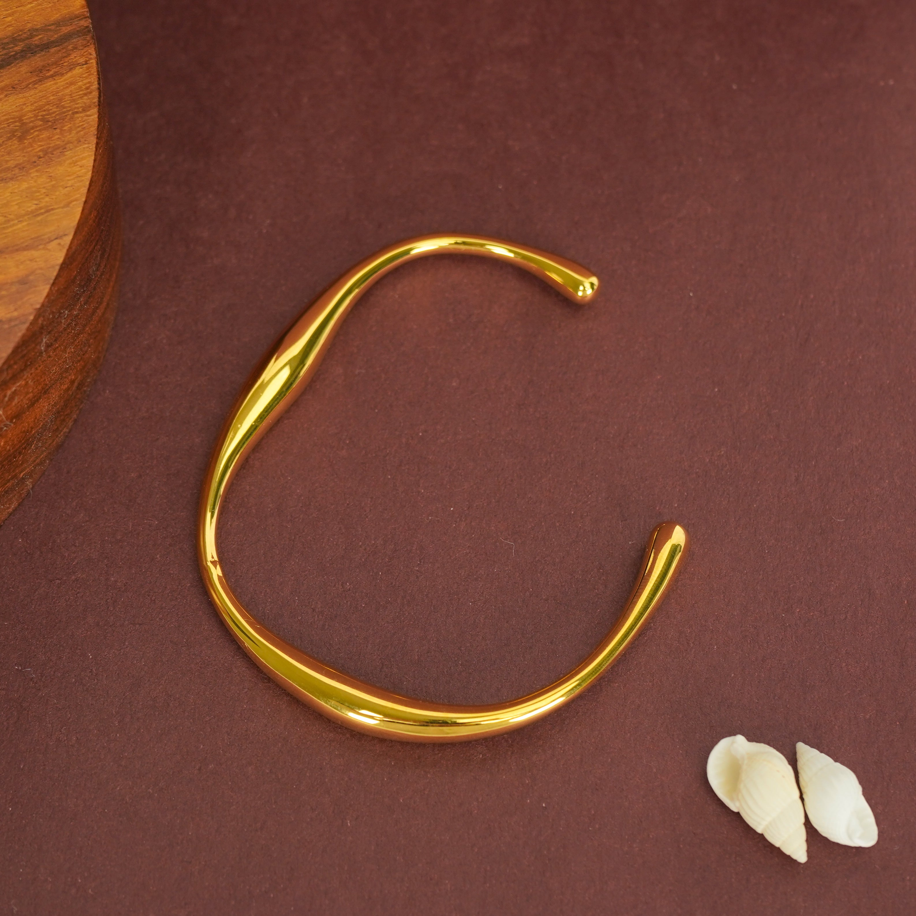 Modern Accent Gold Bracelet