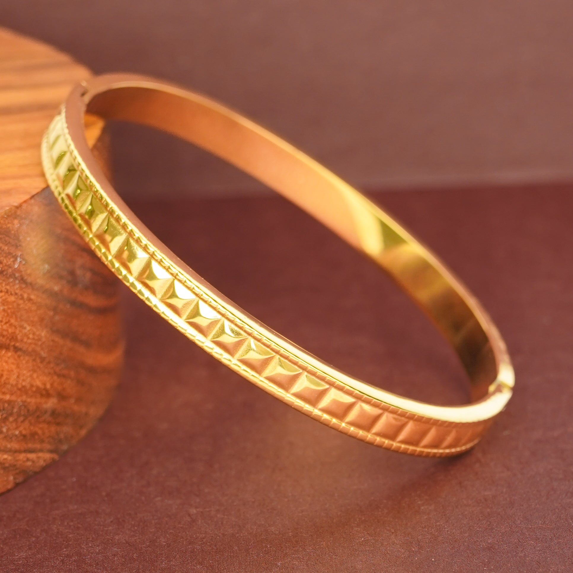 Velora Shine Minimal Bracelets