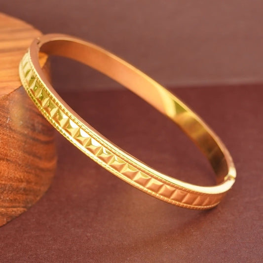 Velora Shine Minimal Bracelets