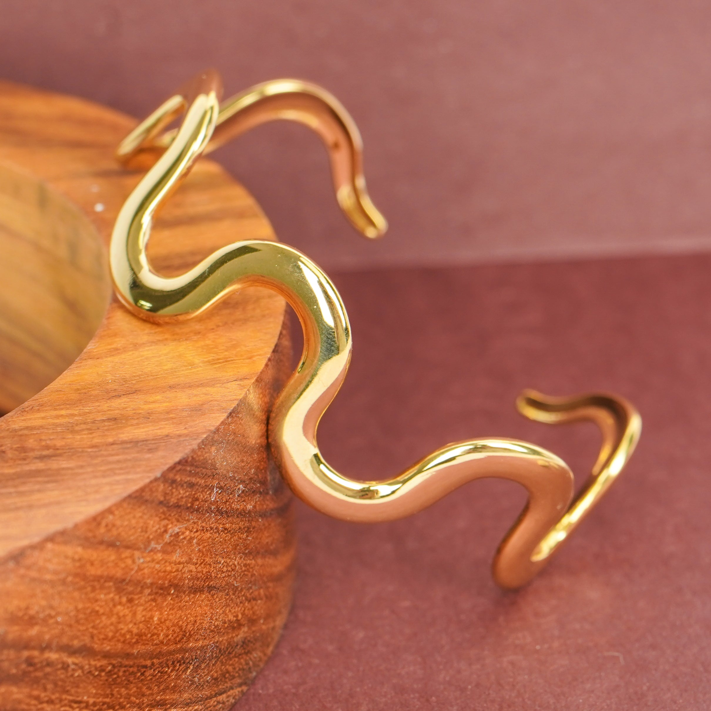 Elixa Waveform Open Bangle