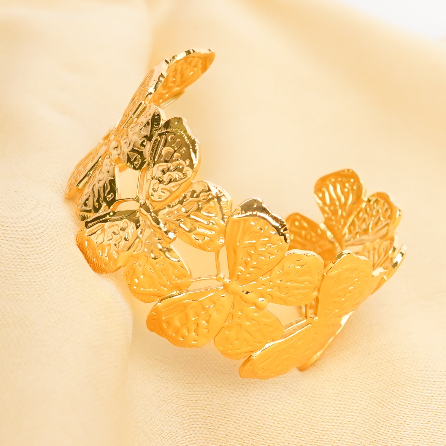 AURELIA BOTANIC VACATION BANGLE