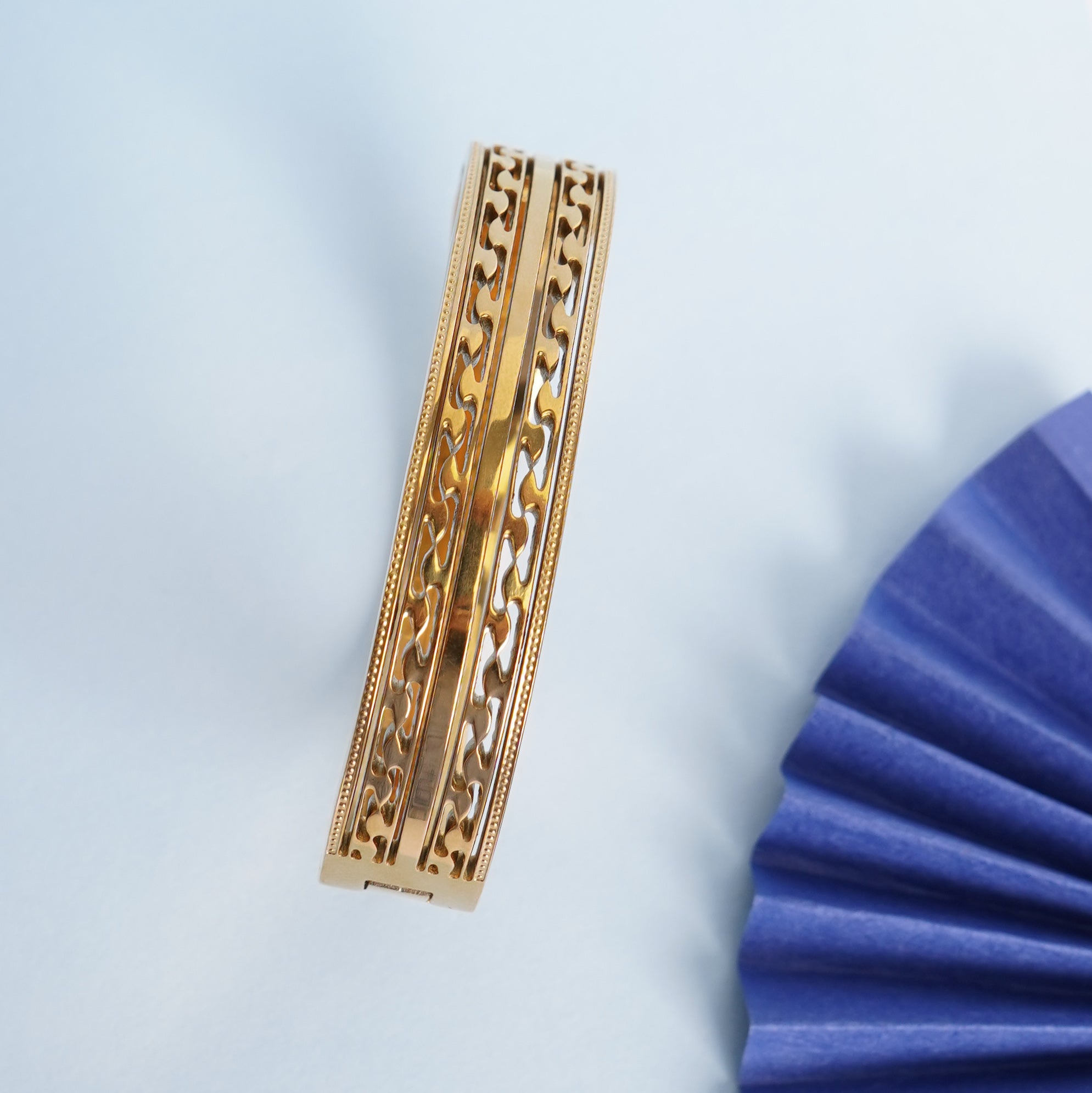 Zenora Classic Texture Bracelets