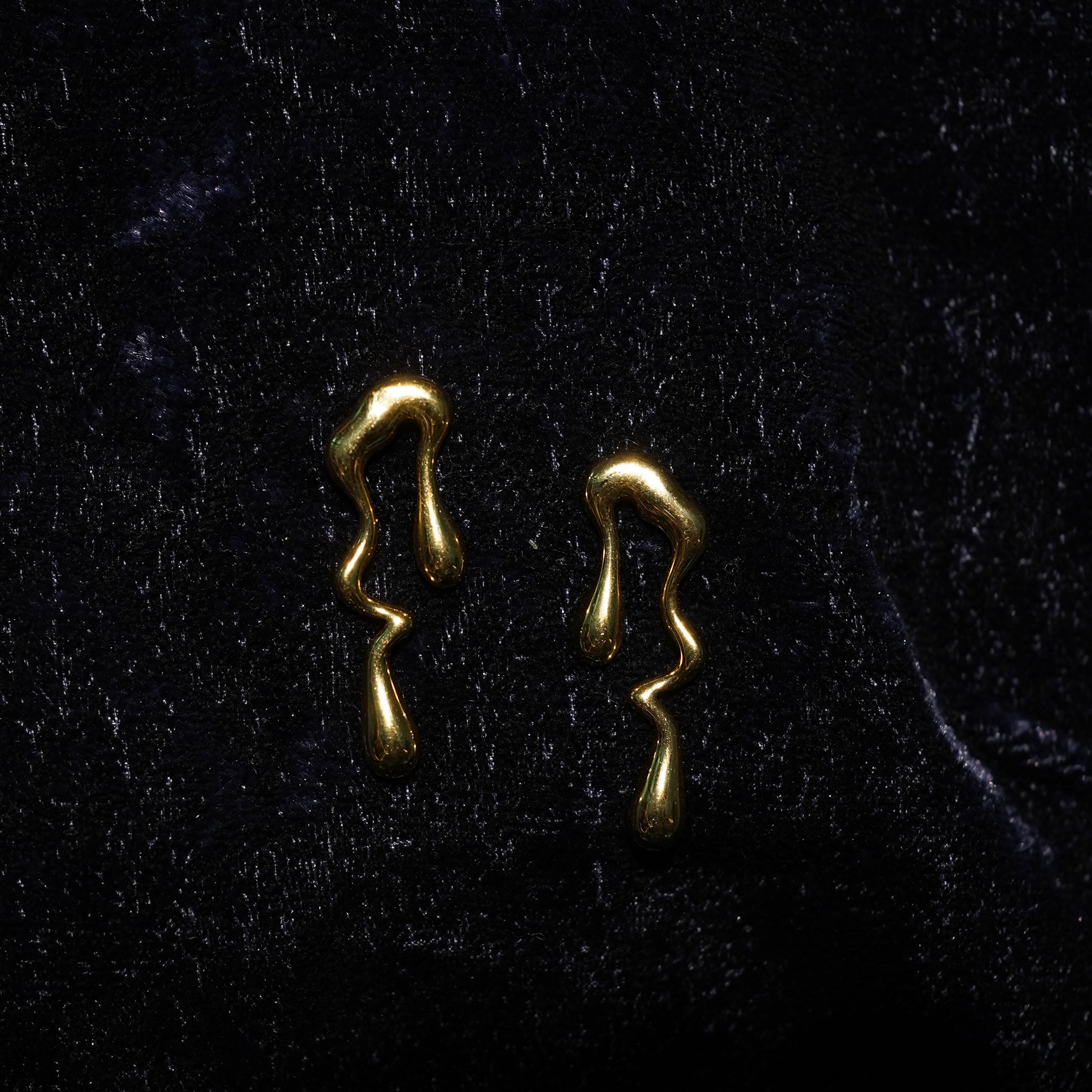Flora Elegant Stud Earrings