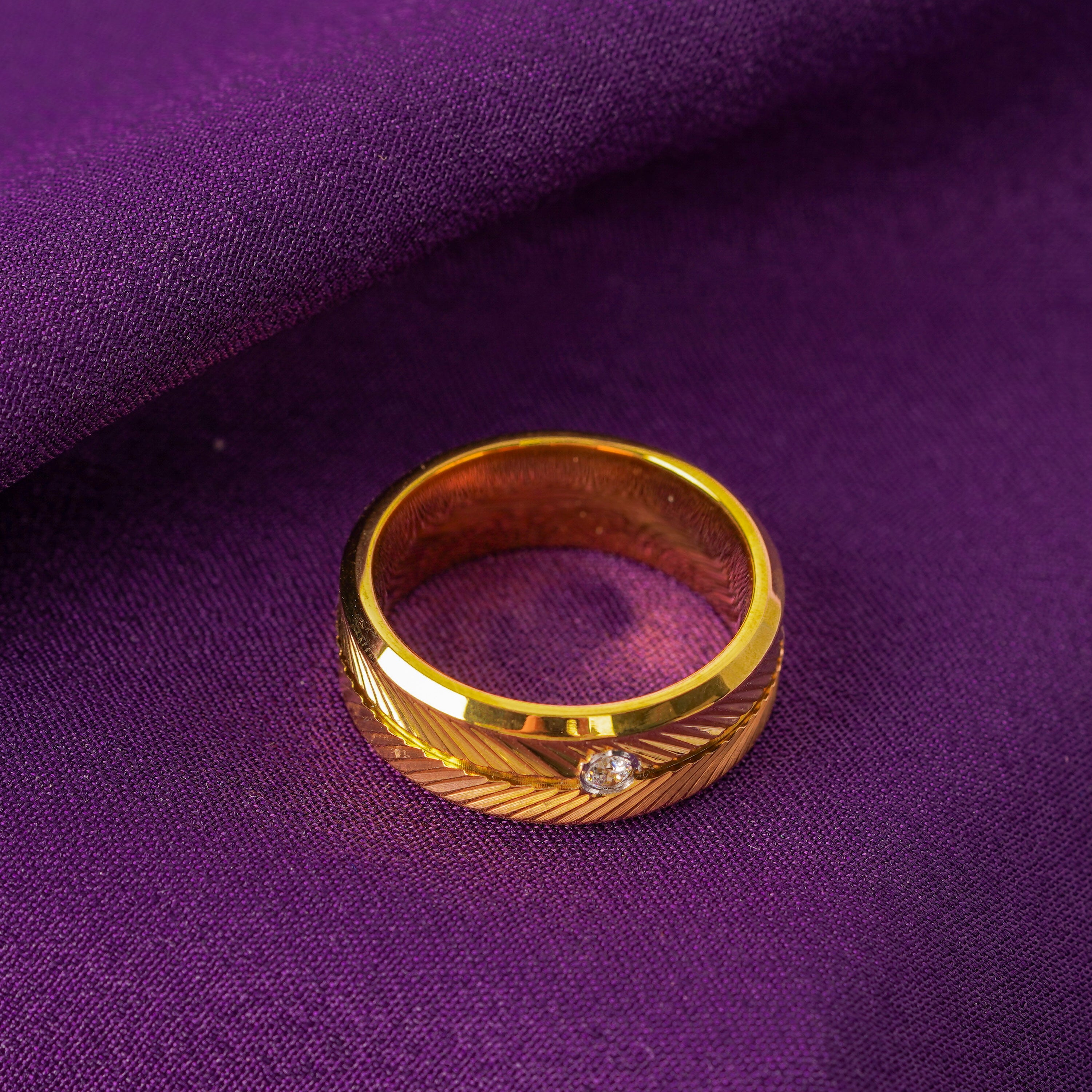 Premium Textured Stone Accent Gold Ring