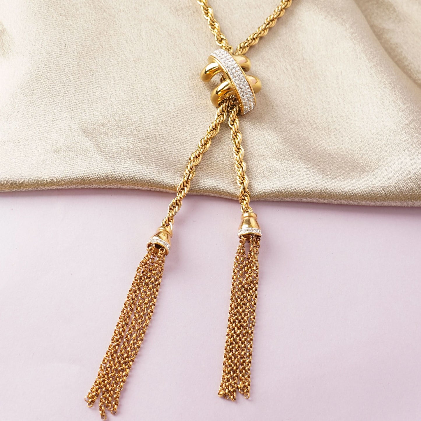 Elegant White Spark Jewelry Necklace