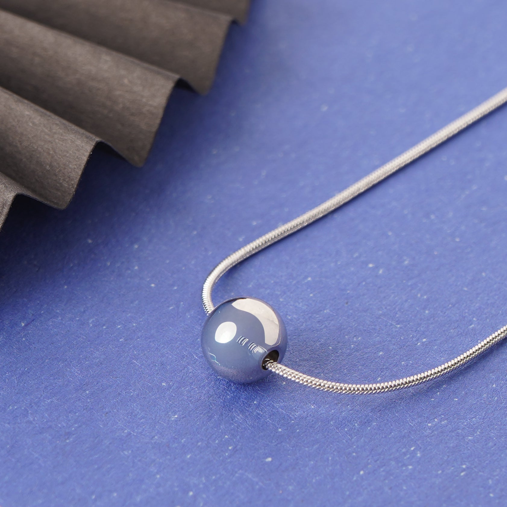 Minimal Steel-Tone Finish Necklace