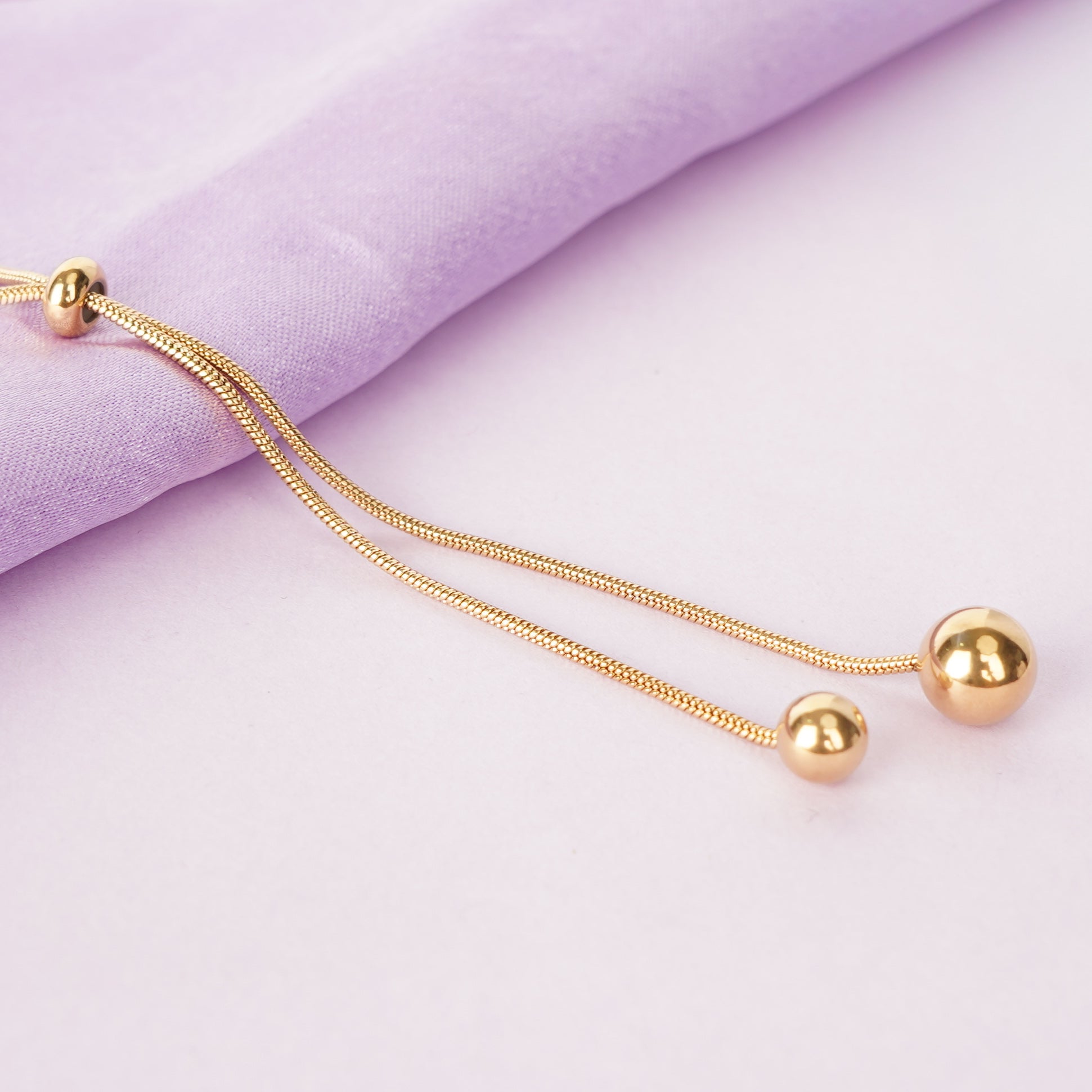 Minimal Pull Ball Gold Necklace