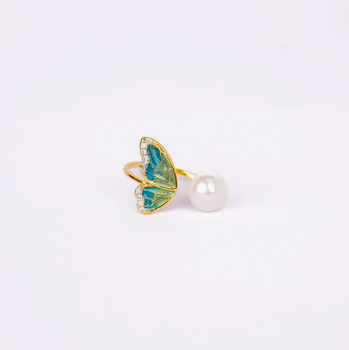 Premium Butterfly Wing Pearl Ring