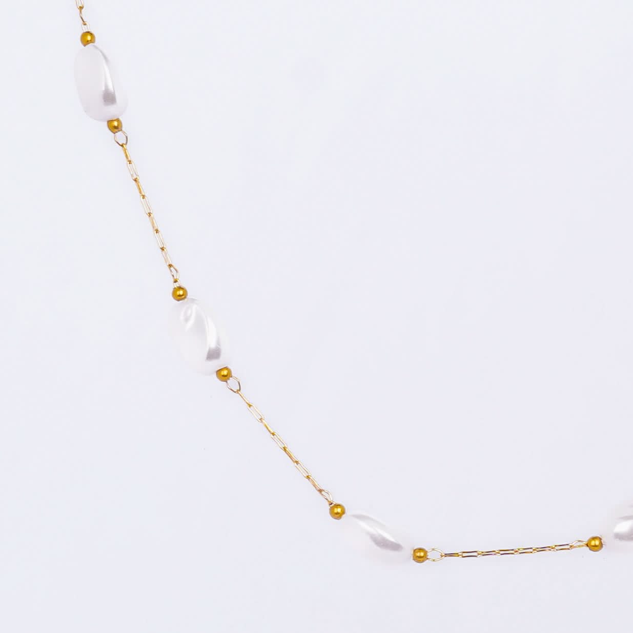Elegant Freshwater Pearl Necklace