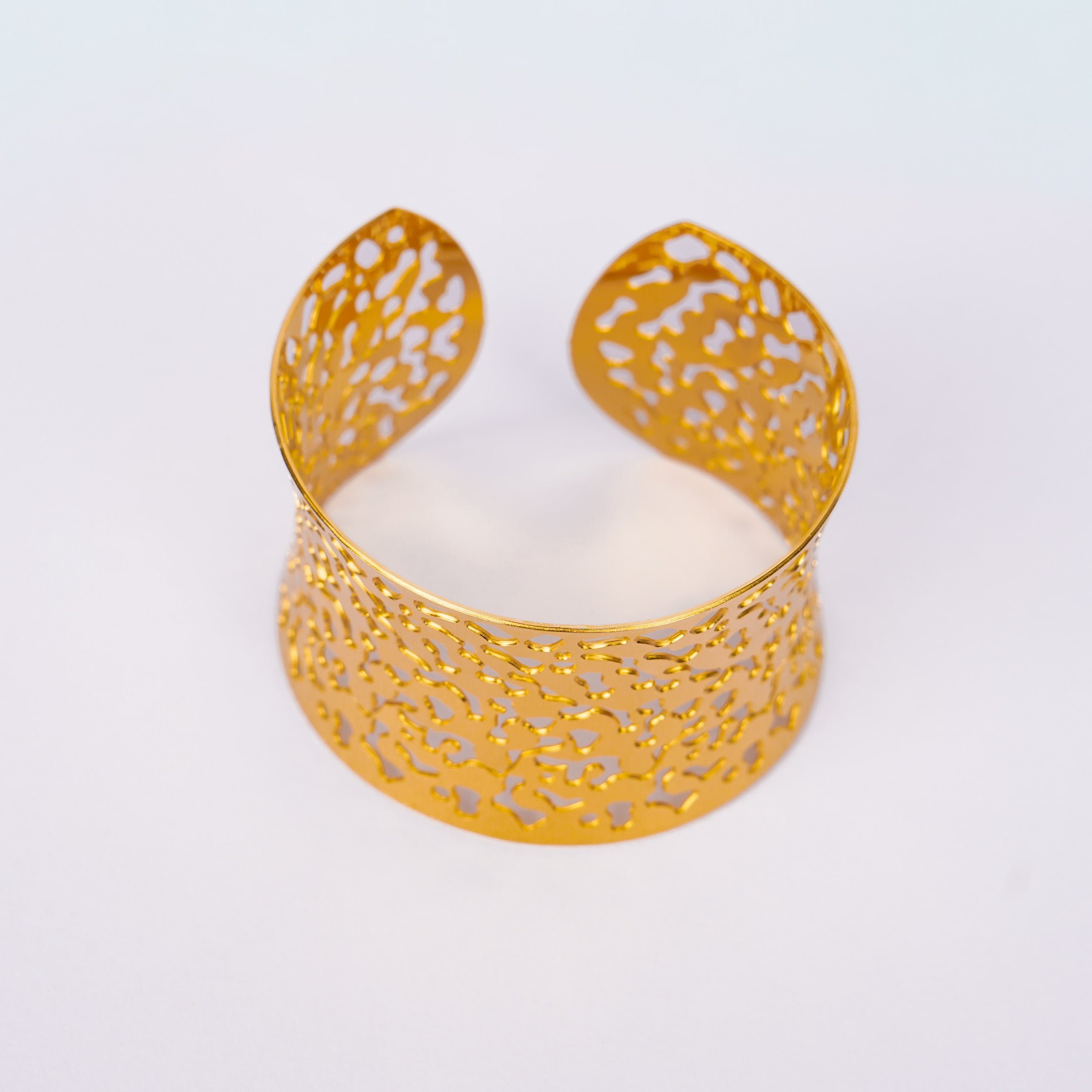 Elixa Royale Cutwork Bangle