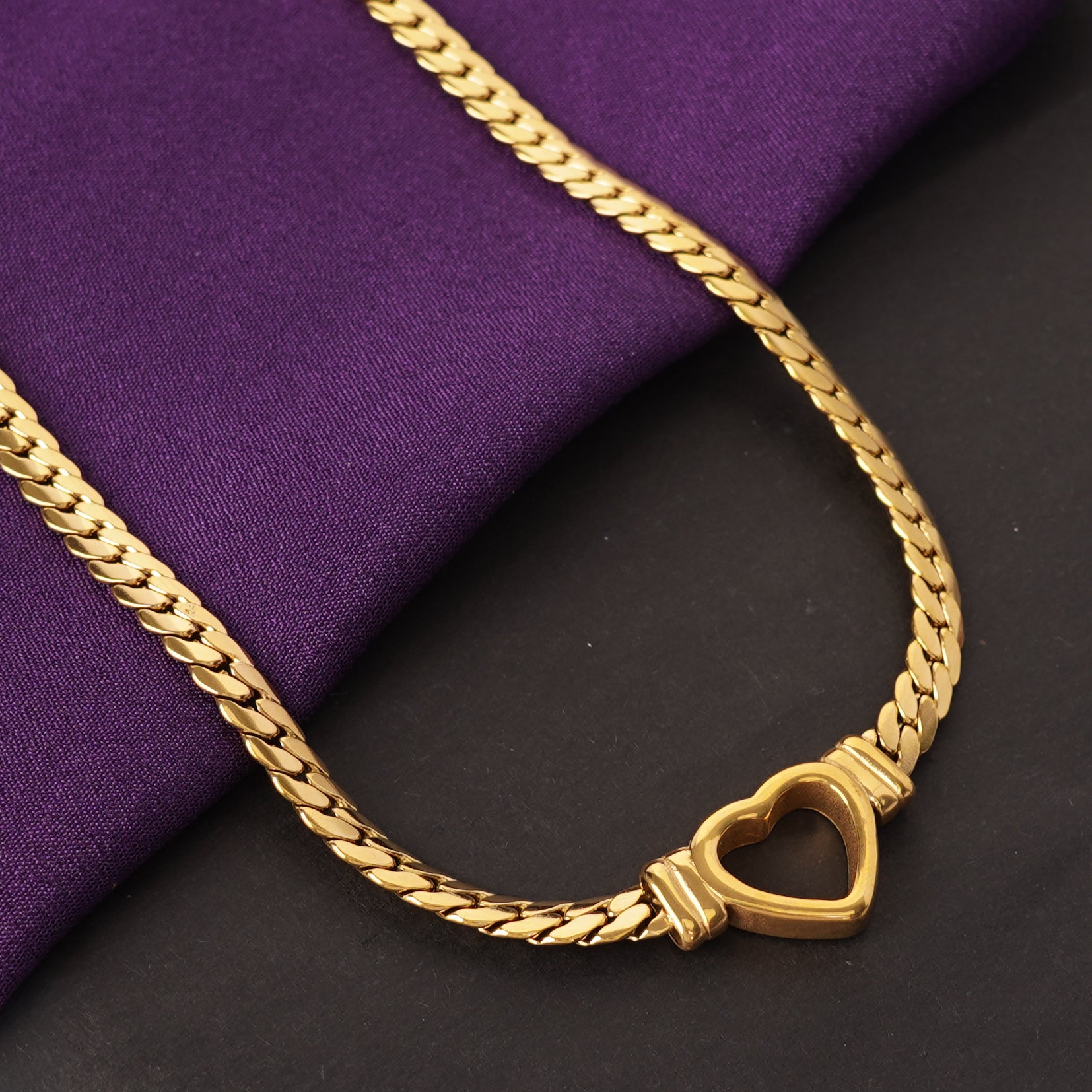 Retro Hollow Heart Necklace