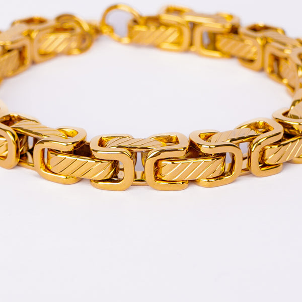 Royal Titan Link Bracelet