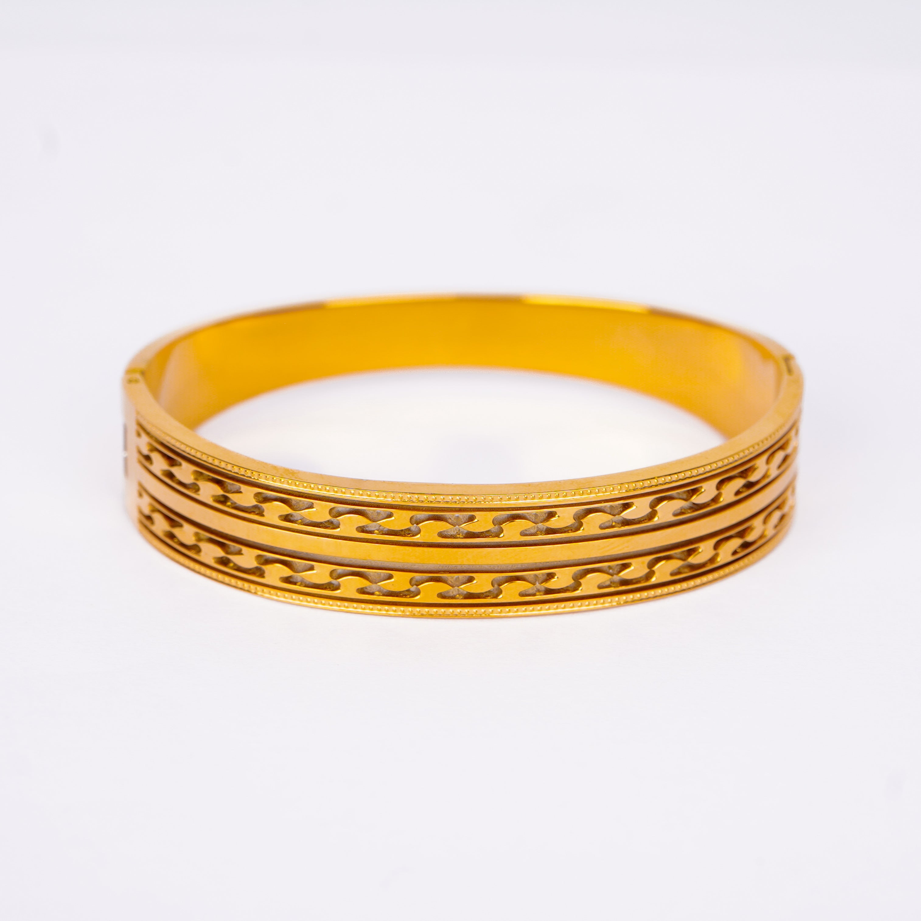 Zenora Classic Texture Bracelets