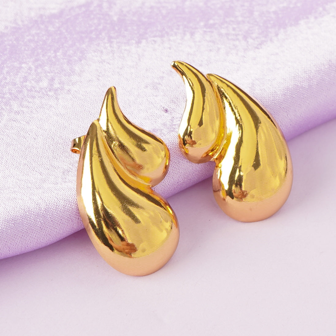 Luxe Elegant Stud Earrings