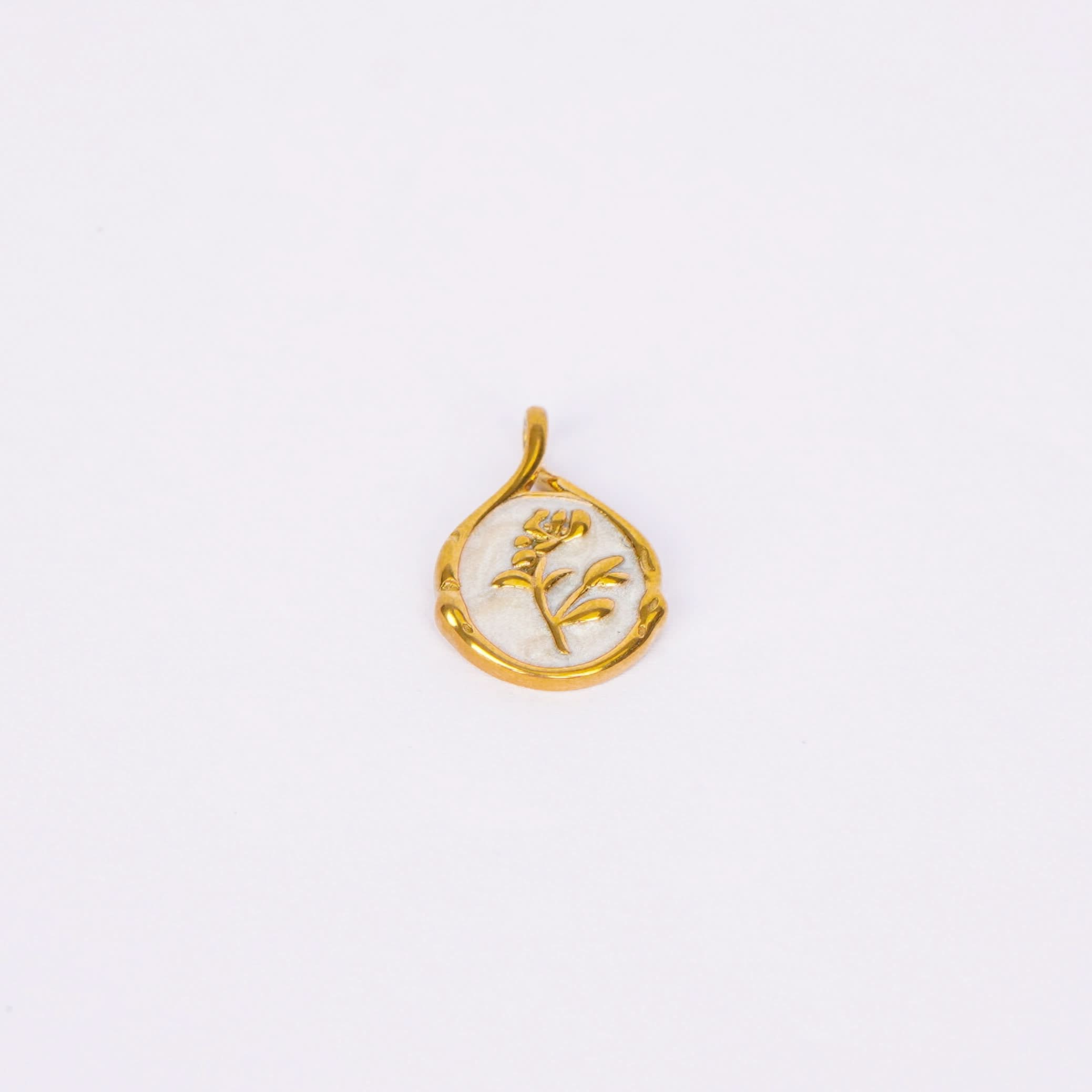 Minimal Flower Leaf Pendant
