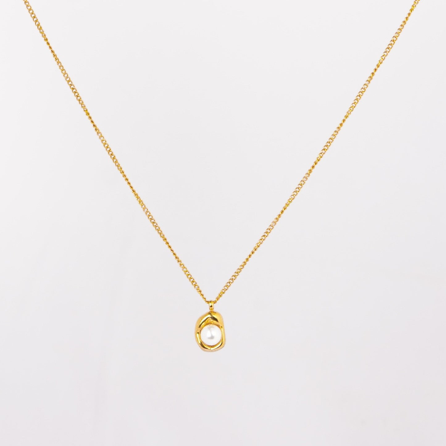 Elara Pearl Halo Jewellery Set