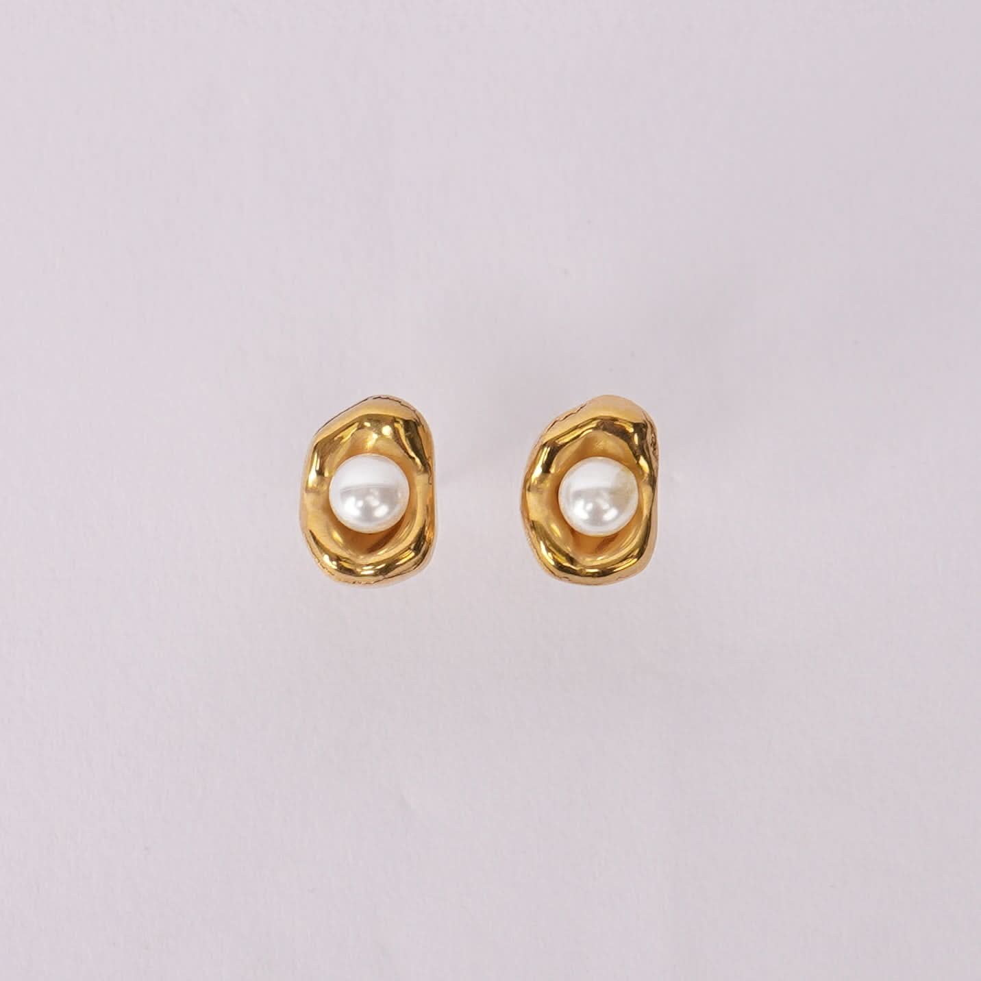 Golden Pearl Nest Studs