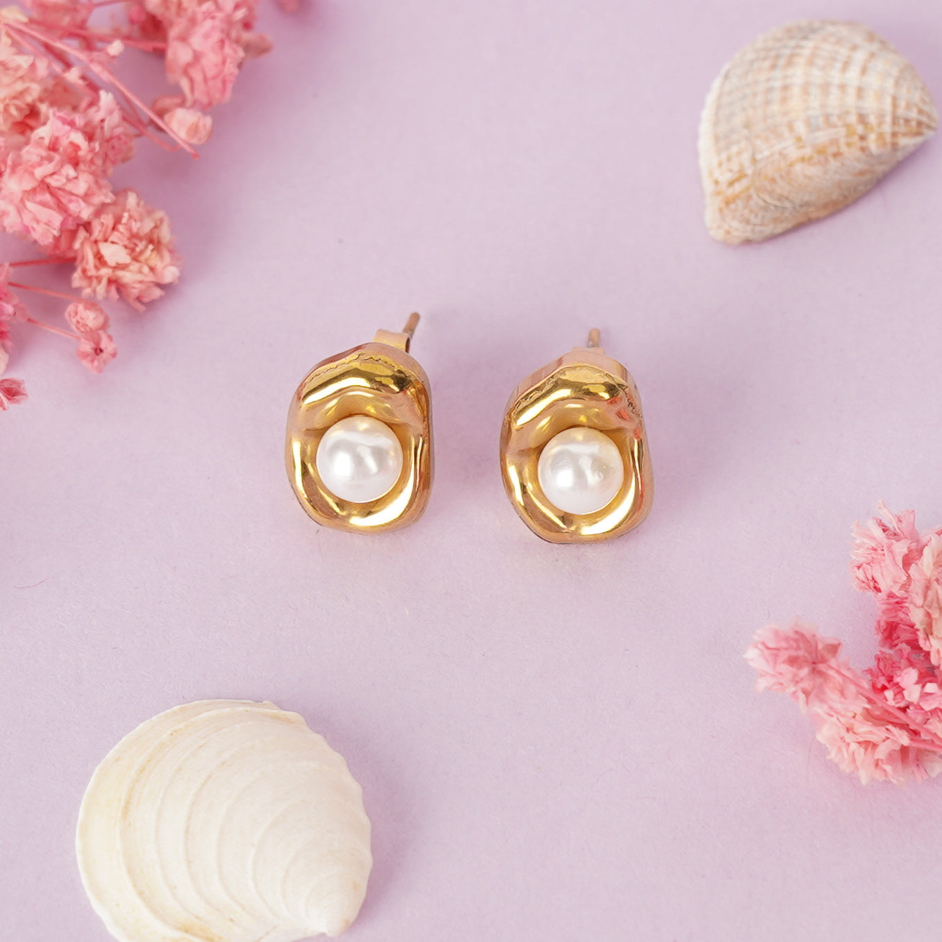 Golden Pearl Nest Studs
