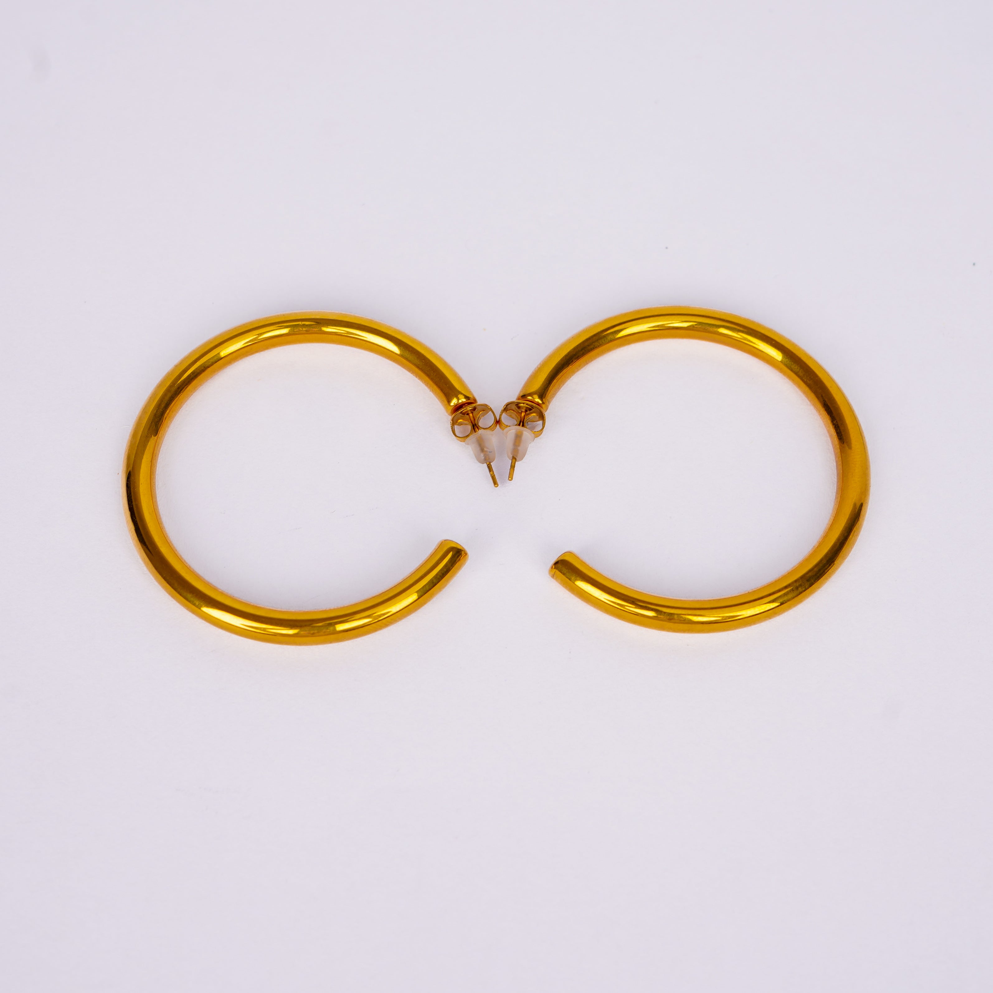 Amore Elegant Stud Earrings