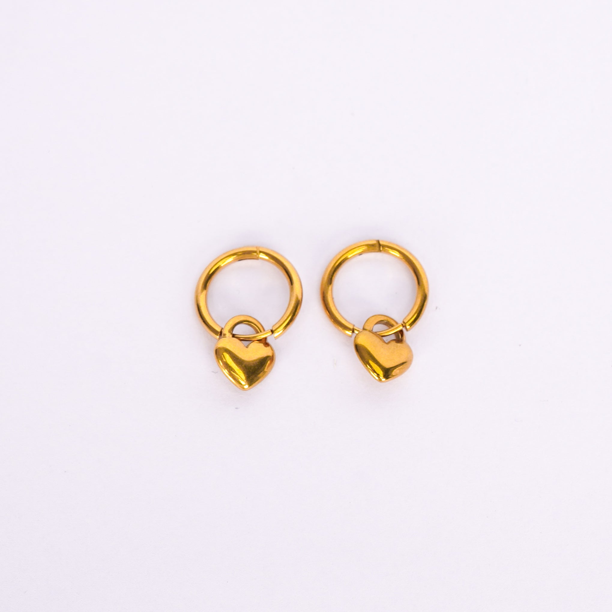 Edge Elegant Stud Earrings