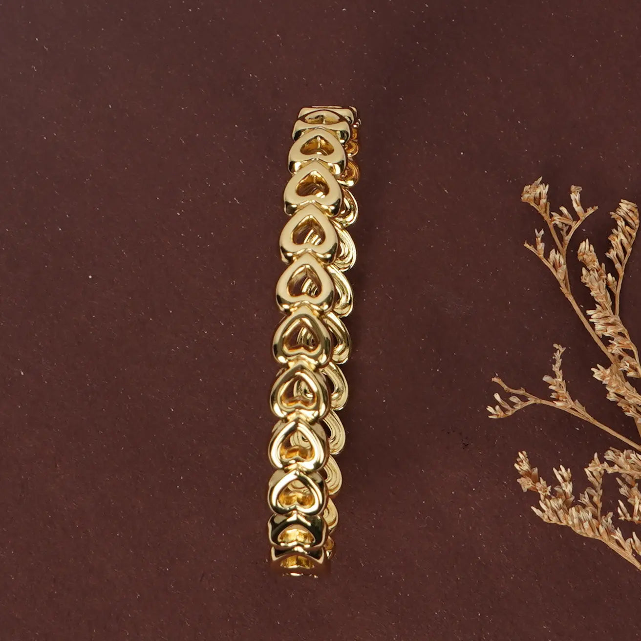 Golden Heart Link Bracelet