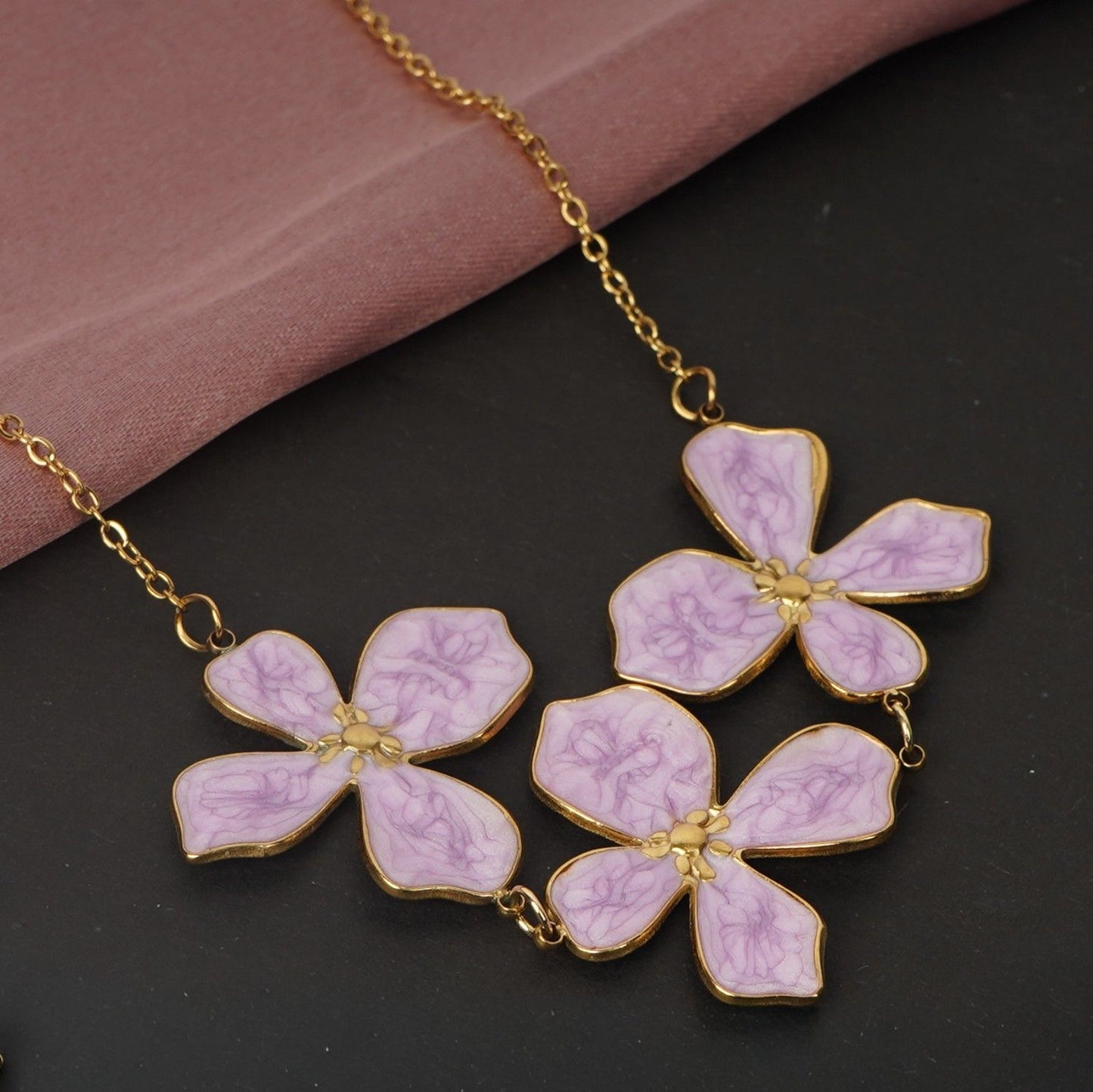 Gllora Lavender Blossom Jewellery Set