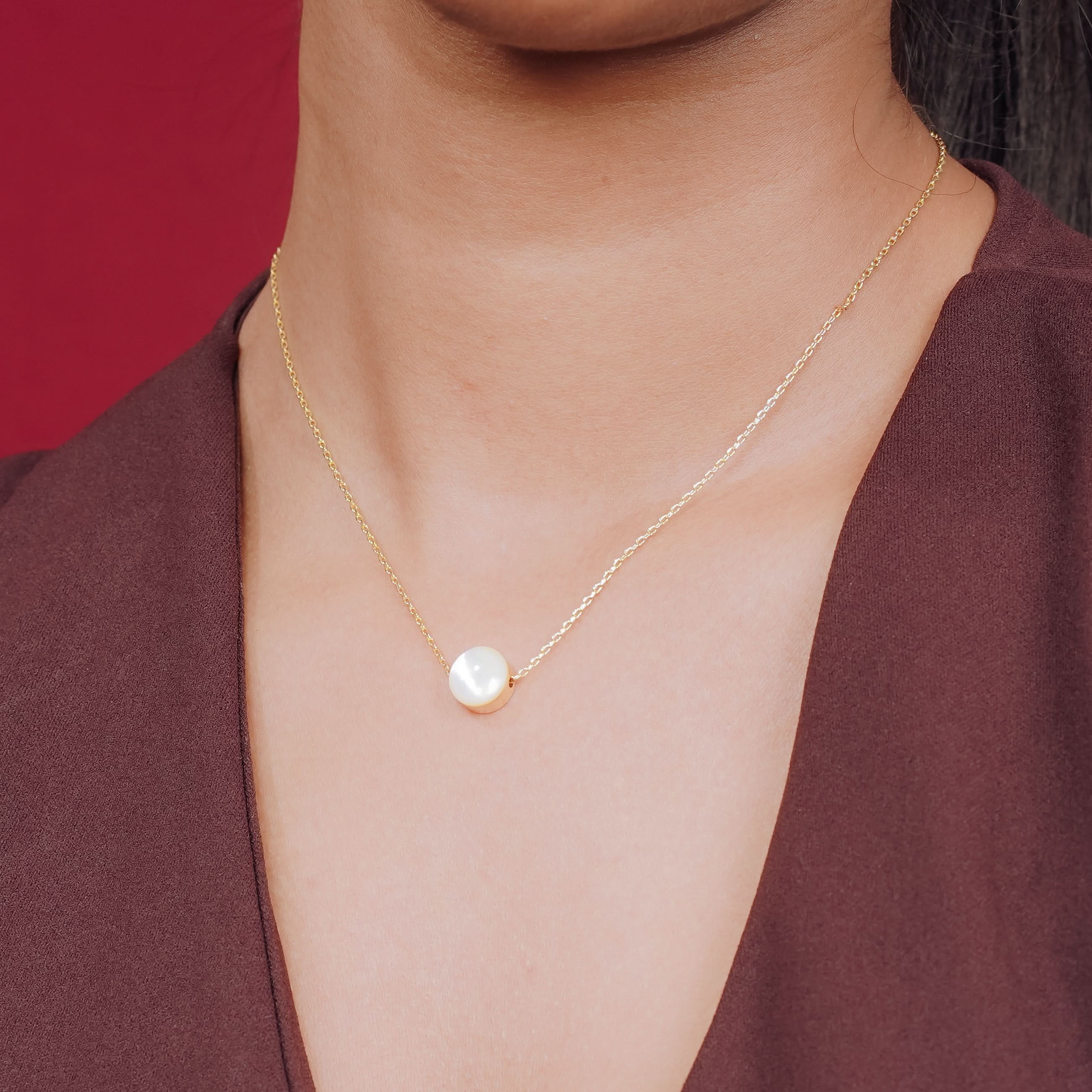 Luna Shell Pendant Necklace