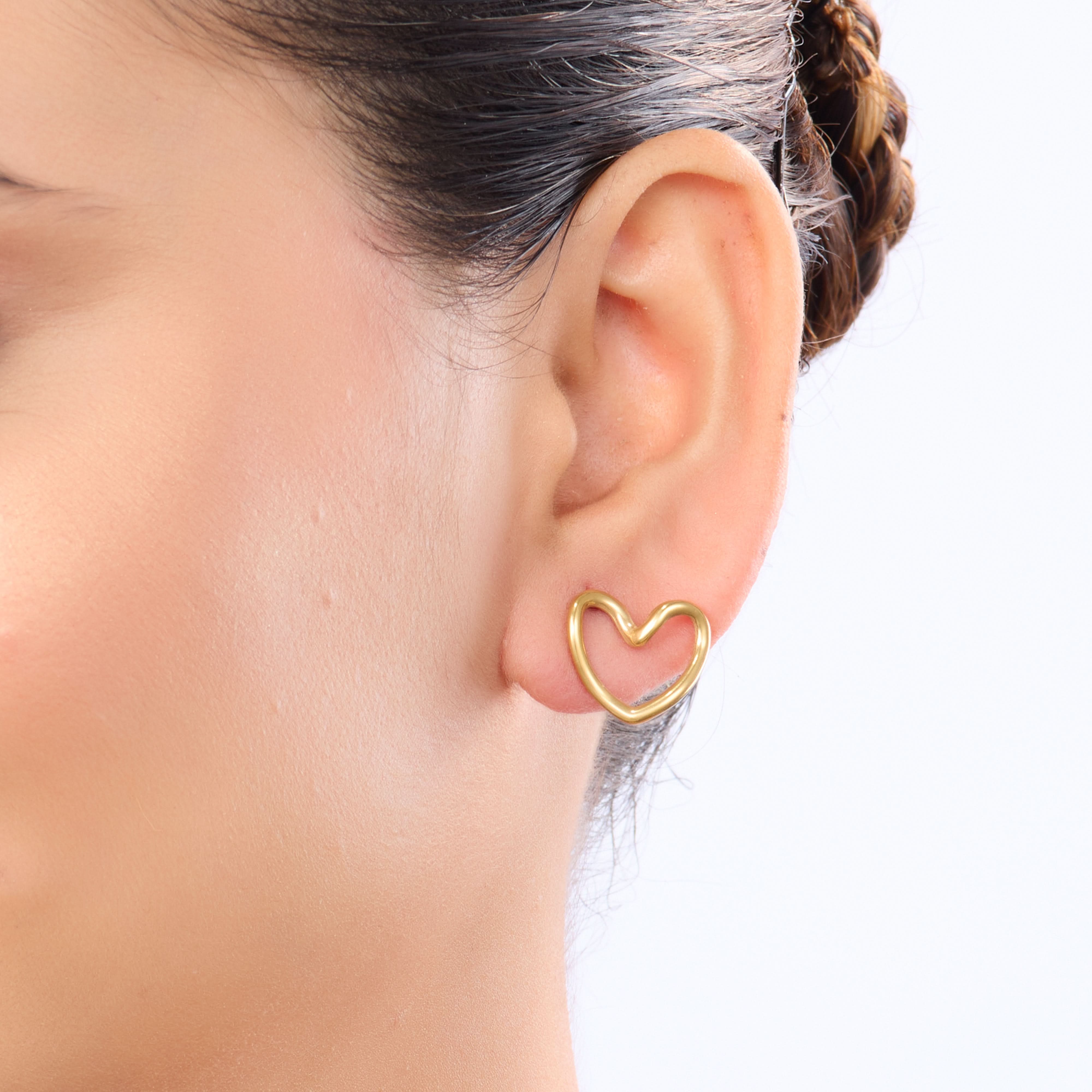Edge Elegant Stud Earrings