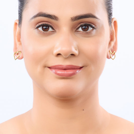 Edge Elegant Stud Earrings