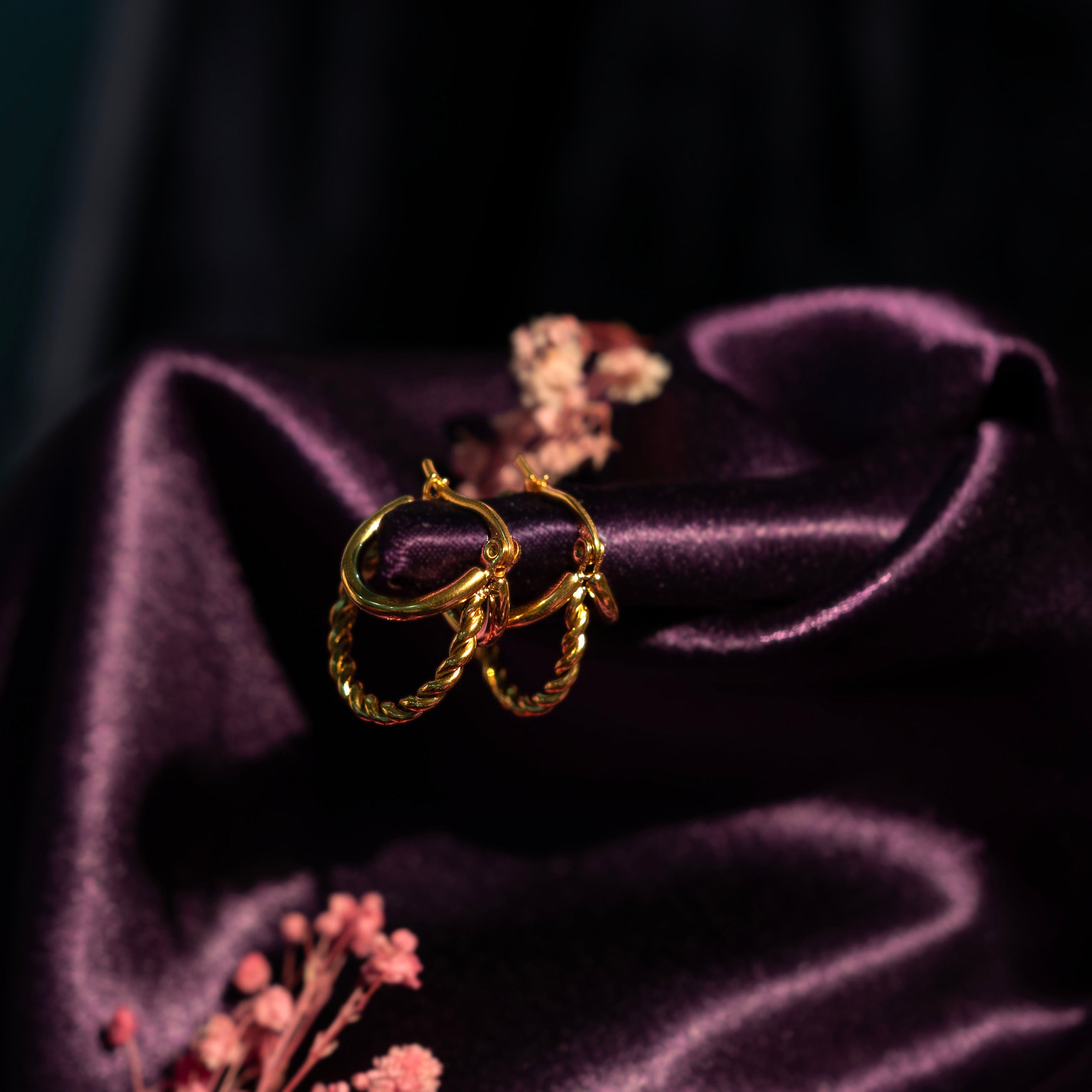 Edge Elegant Stud Earrings